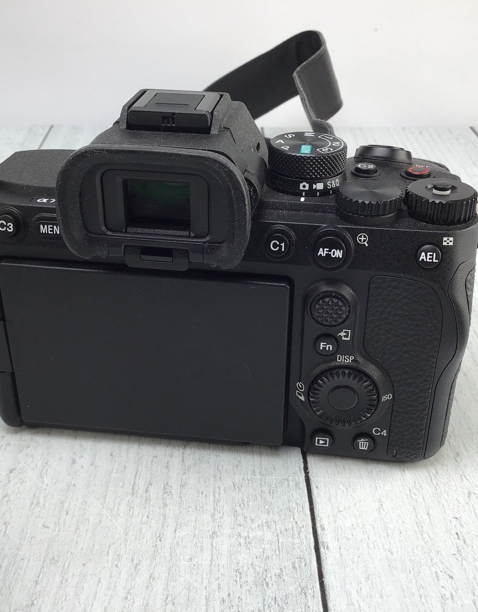SONY Sony A7 IV Camera Kit w/ 28-70mm in Box Used EX