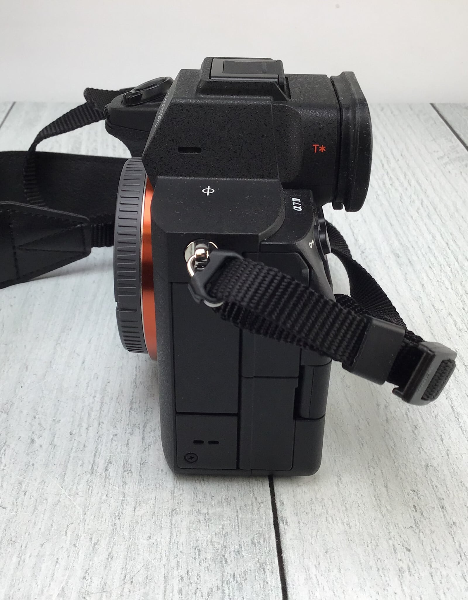 SONY Sony A7 IV Camera Kit w/ 28-70mm in Box Used EX