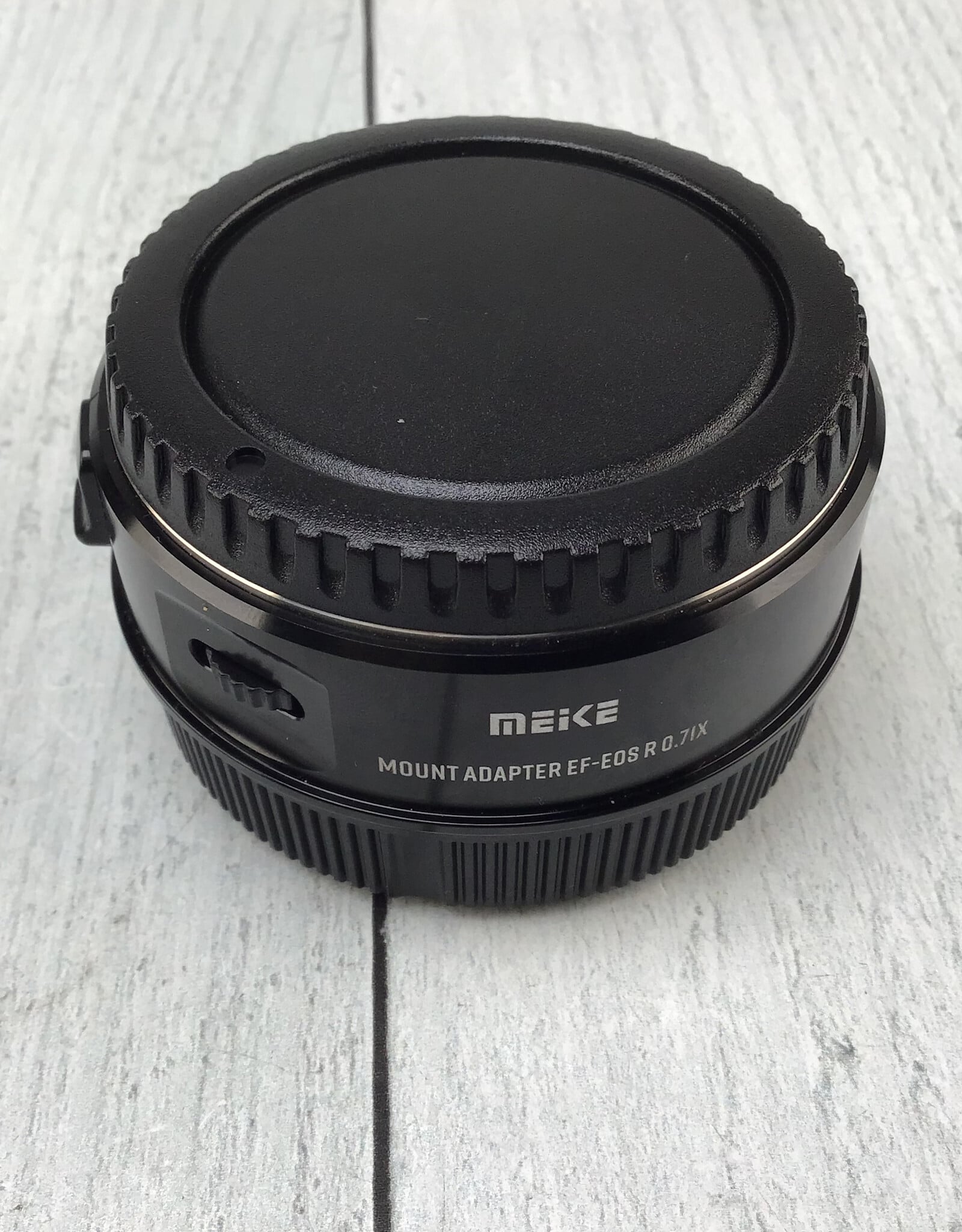 Meike Meike Adapter EF-EOS R 0.71X Lens Adapter Used Good