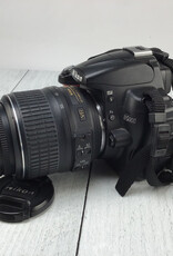 NIKON Nikon D5000 Camera w/ 18-55mm Used Fair