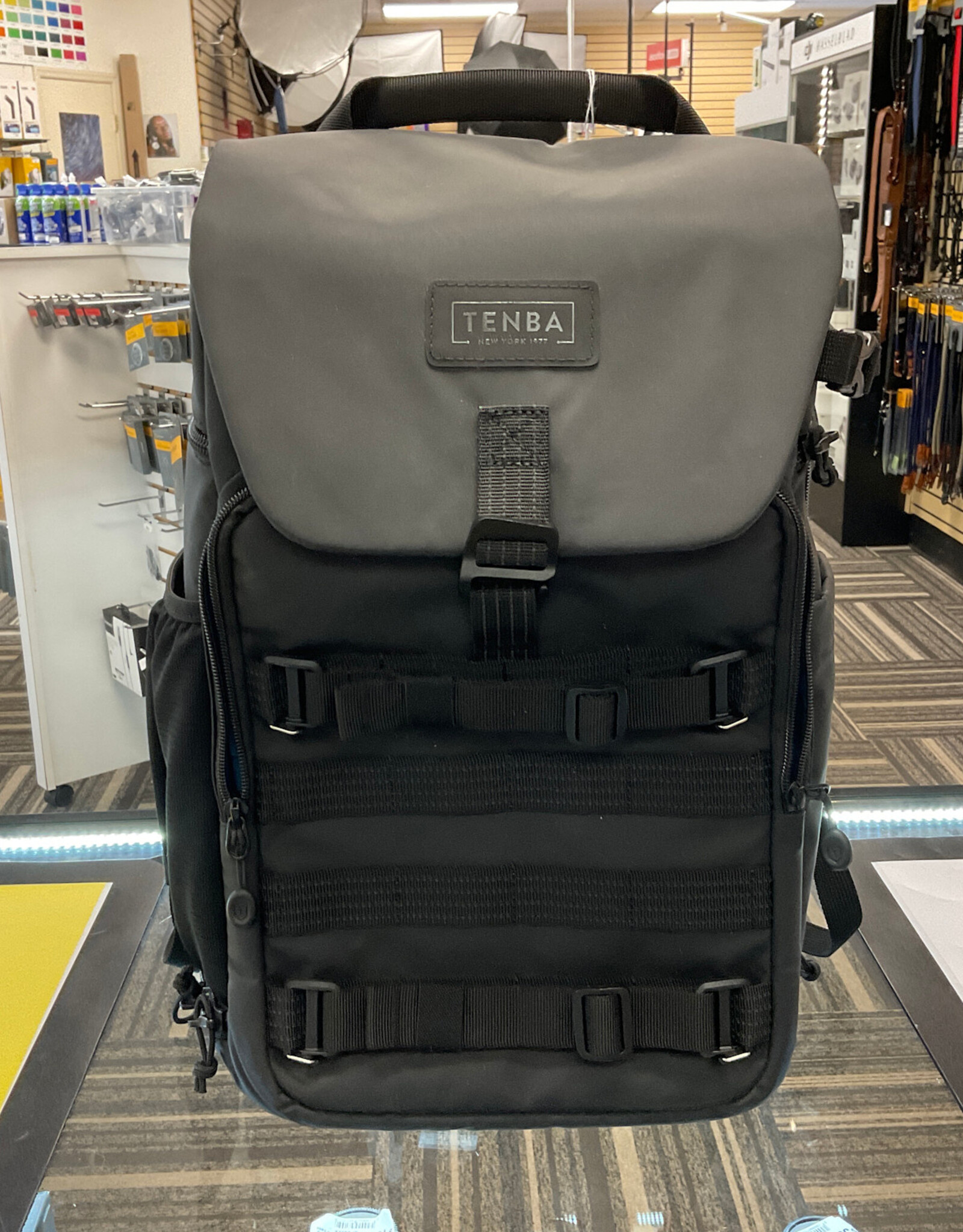 Tenba Axis V2 18L Backpack Used Good