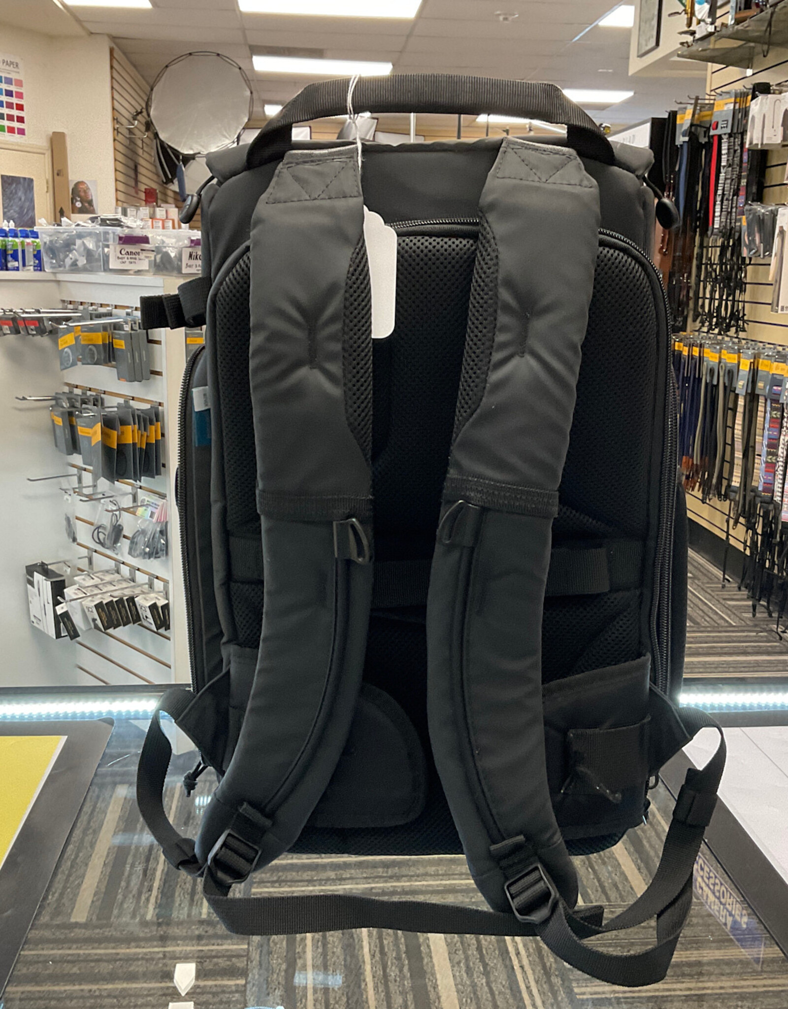 Tenba Axis V2 18L Backpack Used Good
