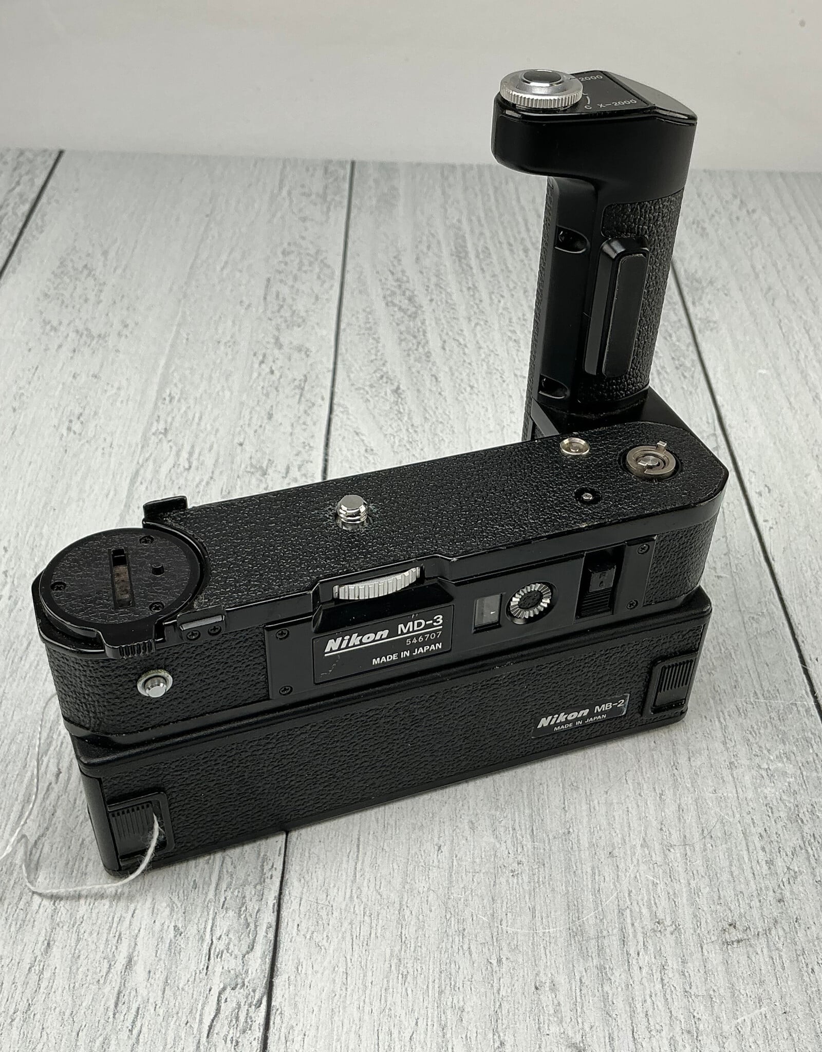 NIKON Nikon MD-3 w/ MB-2 Drive Corrosion Used AS IS