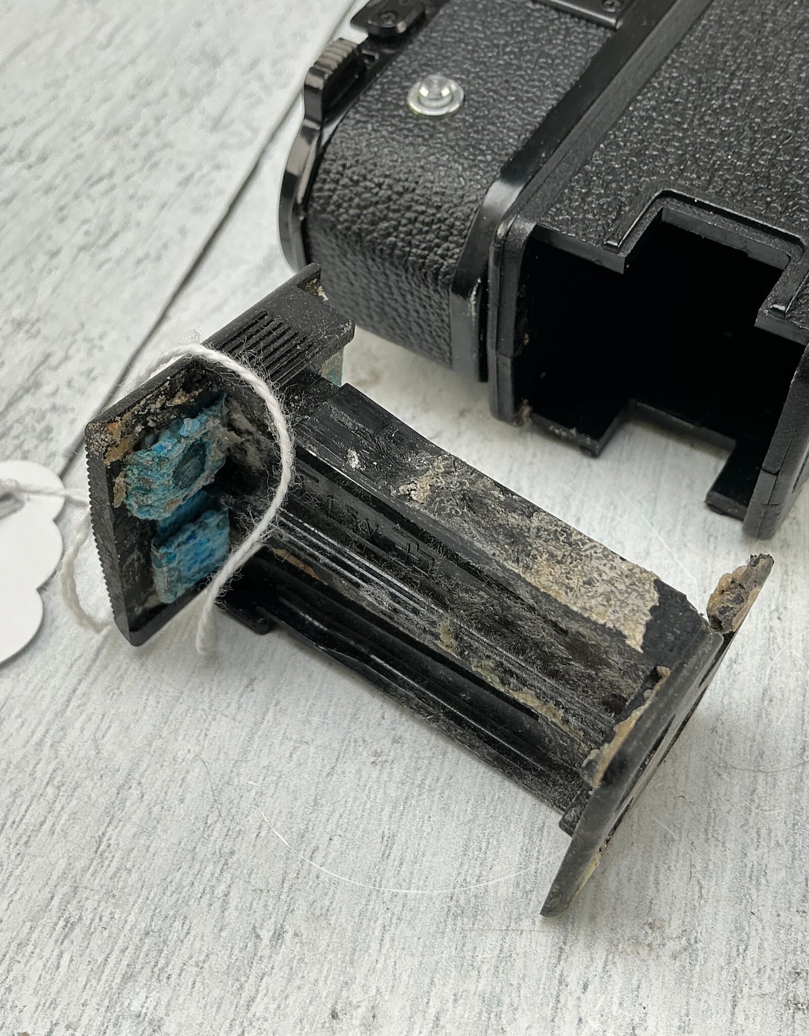 NIKON Nikon MD-3 w/ MB-2 Drive Corrosion Used AS IS