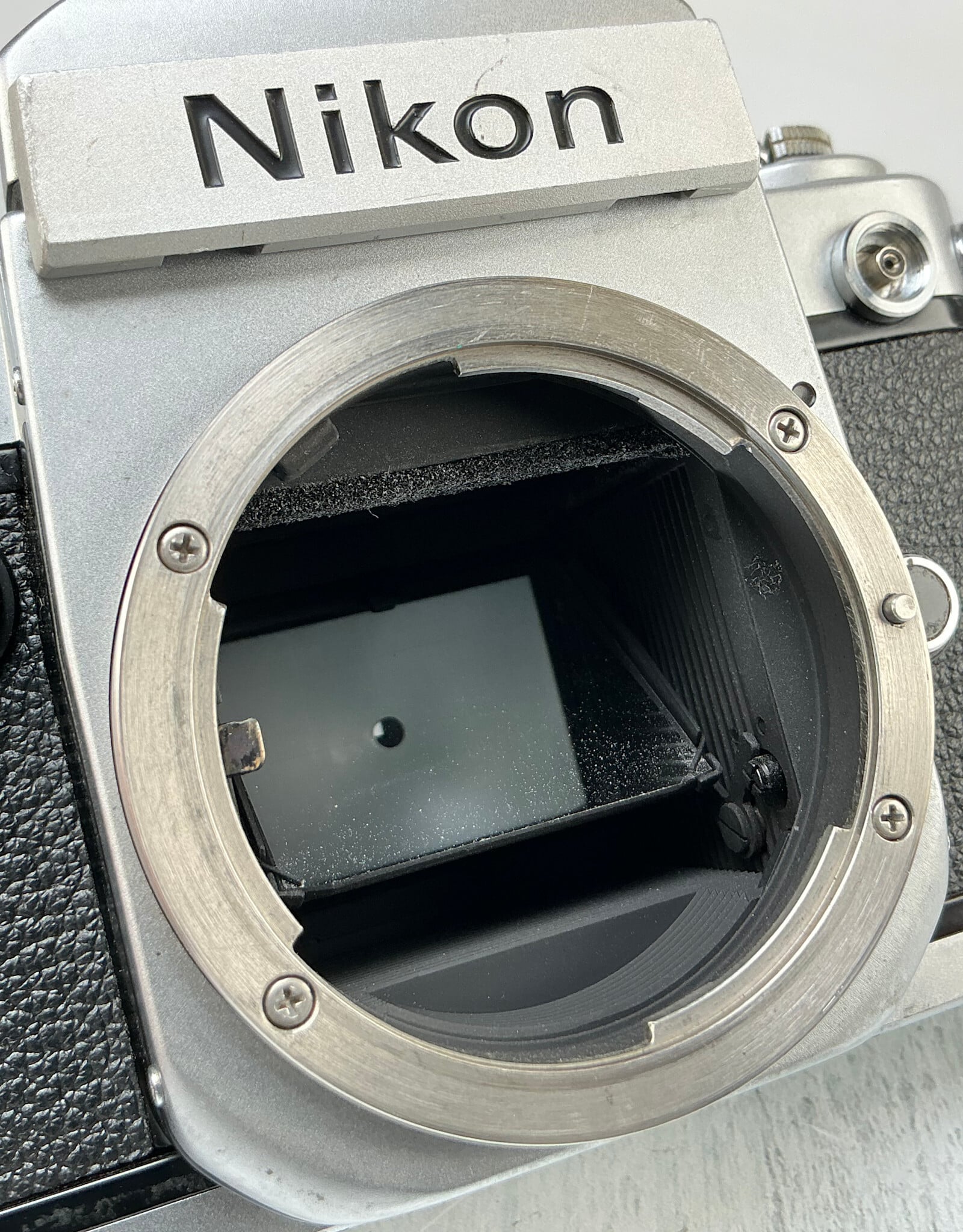 NIKON Nikon F2 w/Standard Prism Finder Silver Camera Body Used Good