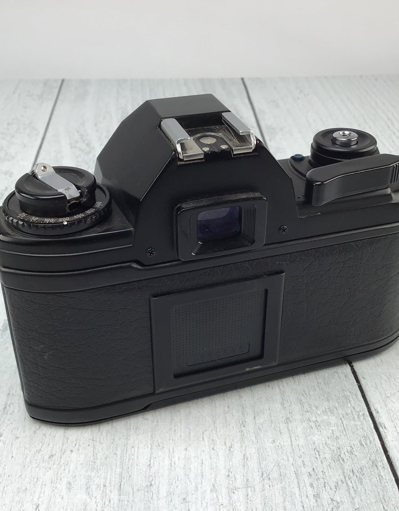 NIKON Nikon EM Body Only Missing battery door Used Camera "AS IS"
