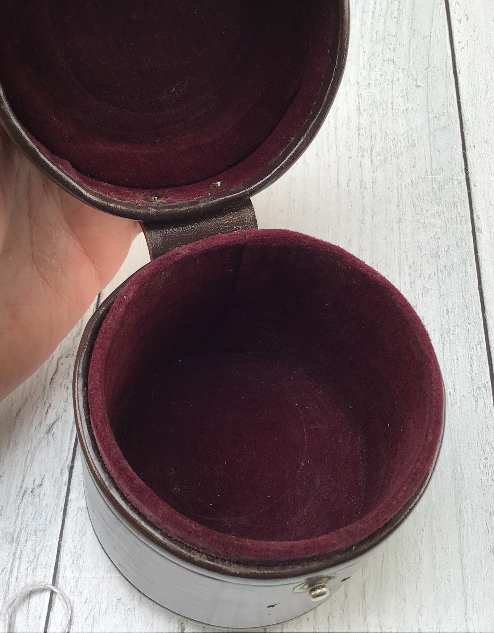 NIKON Nippon Kogaku Hard Leather Lens Case 3"x4" Used Good