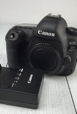 CANON Canon 5D Mark IV Camera Body Used Good
