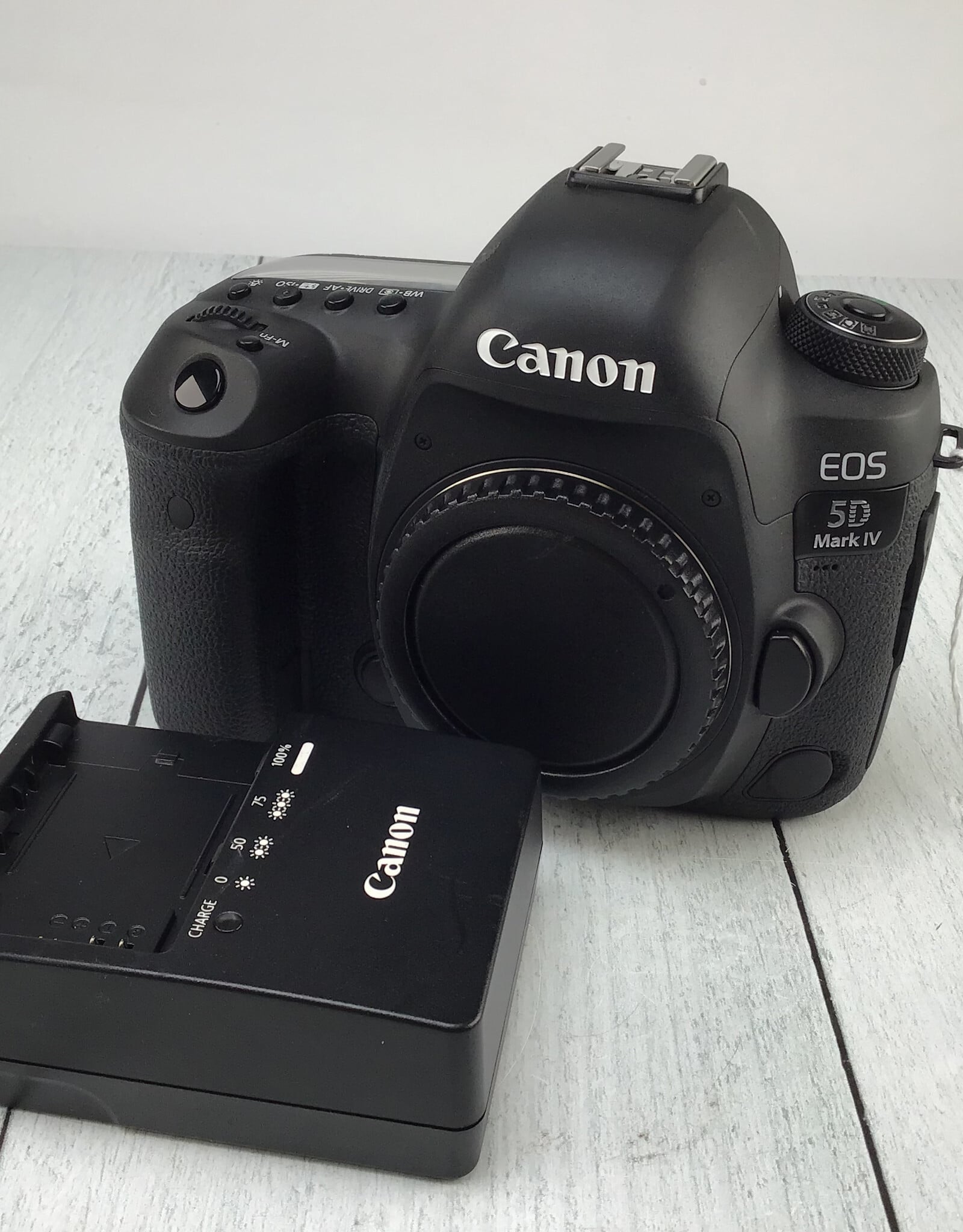 CANON Canon 5D Mark IV Camera Body Used Good