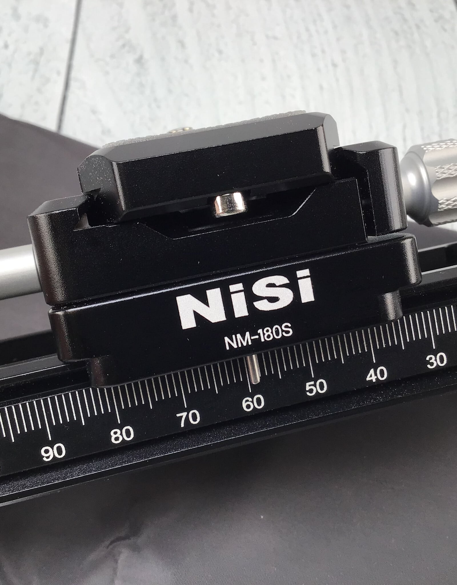Nisi Nisi NM-180S Macro Focusing Rail Used Good