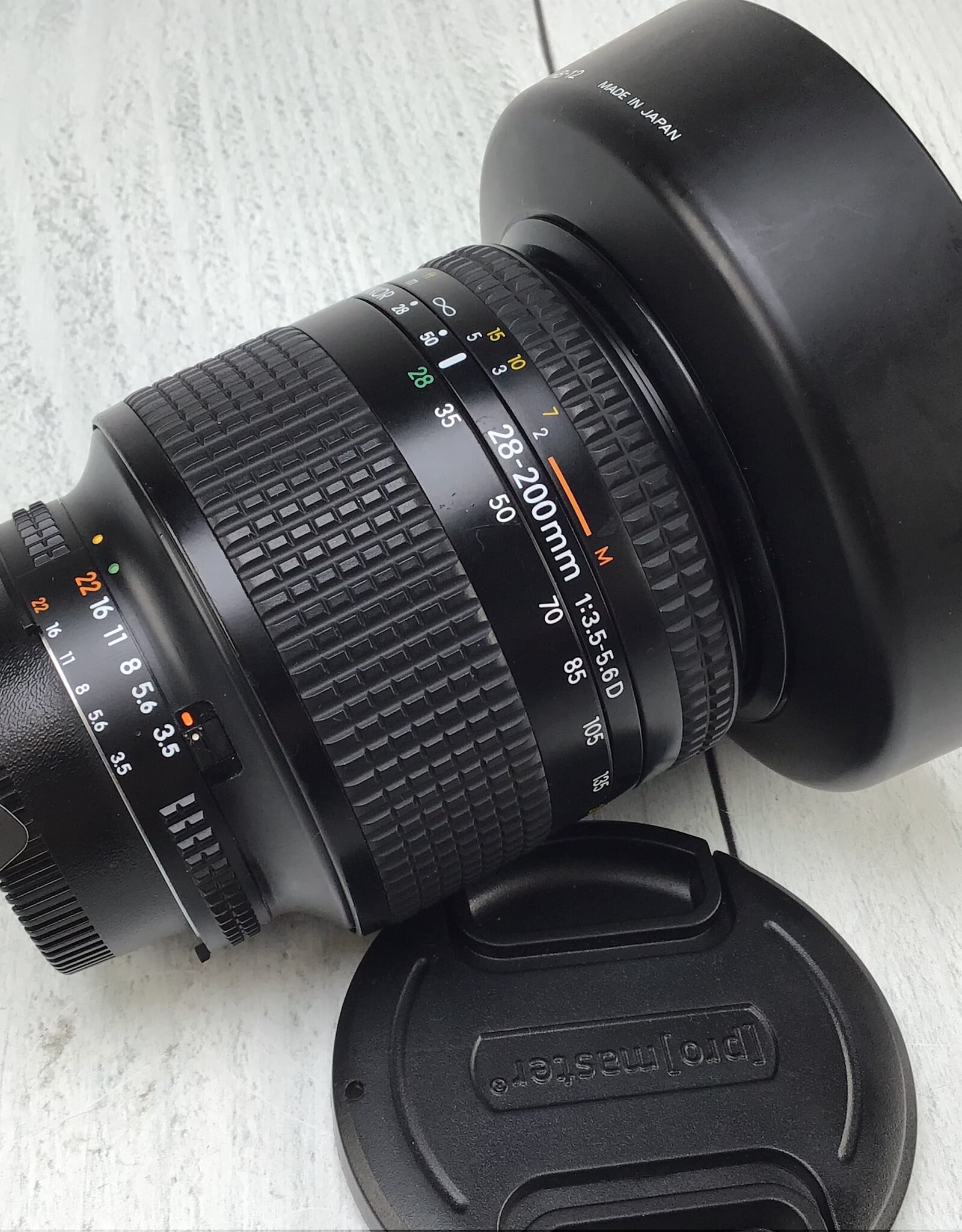 NIKON Nikon AF Nikkor 28-200mm f3.5-5.6 D Lens Used Good