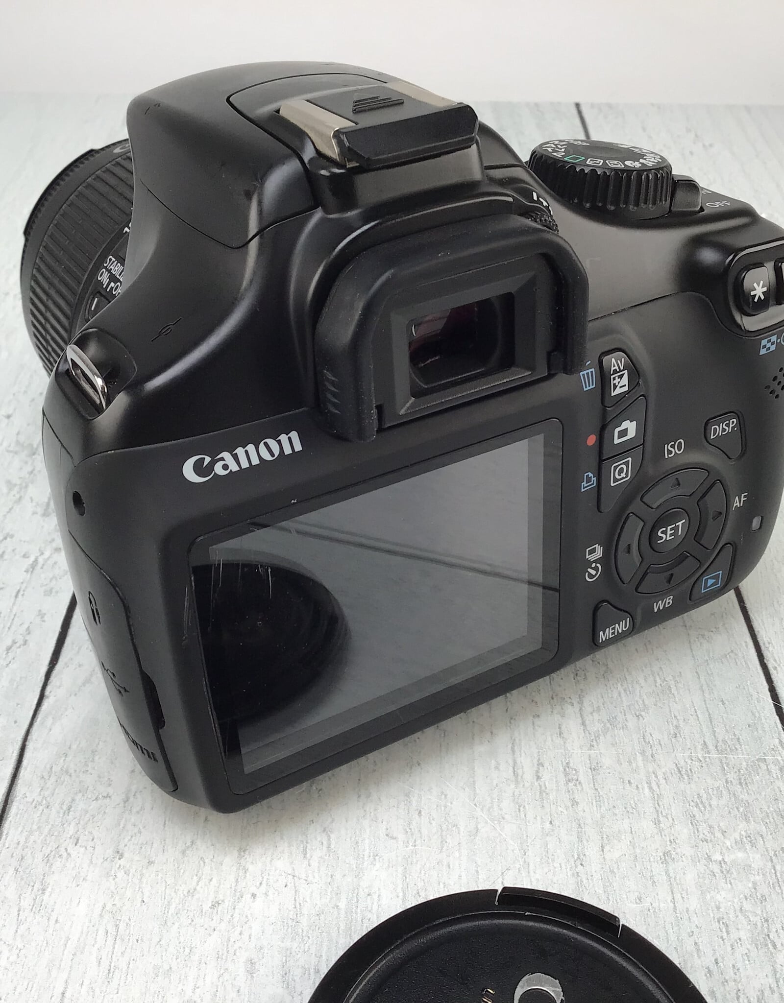 CANON Canon EOS Rebel T3 Camera w/ 18-55mm IS Used Good