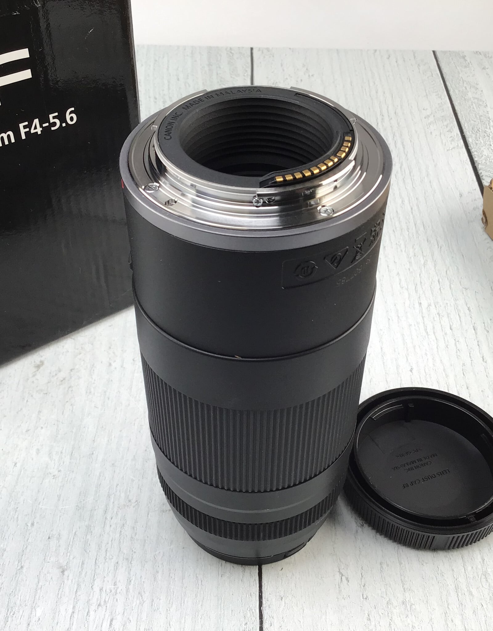 CANON Canon RF  75-300 f4-5.6 Lens in Box Used EX