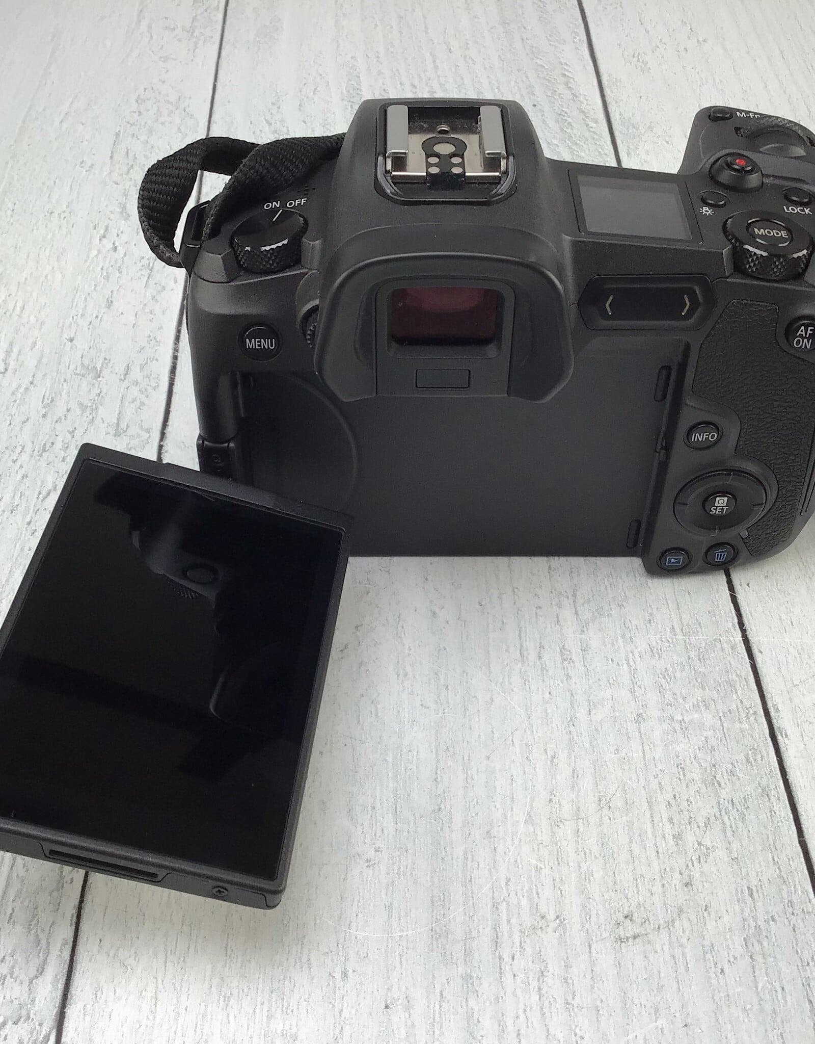 CANON Canon EOS R Camera Body Used Good