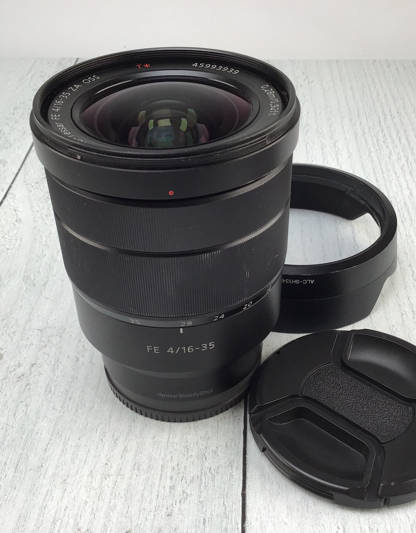 SONY Sony Zeiss Vario Tessar FE 16-35mm ZA OSS Lens Used Fair