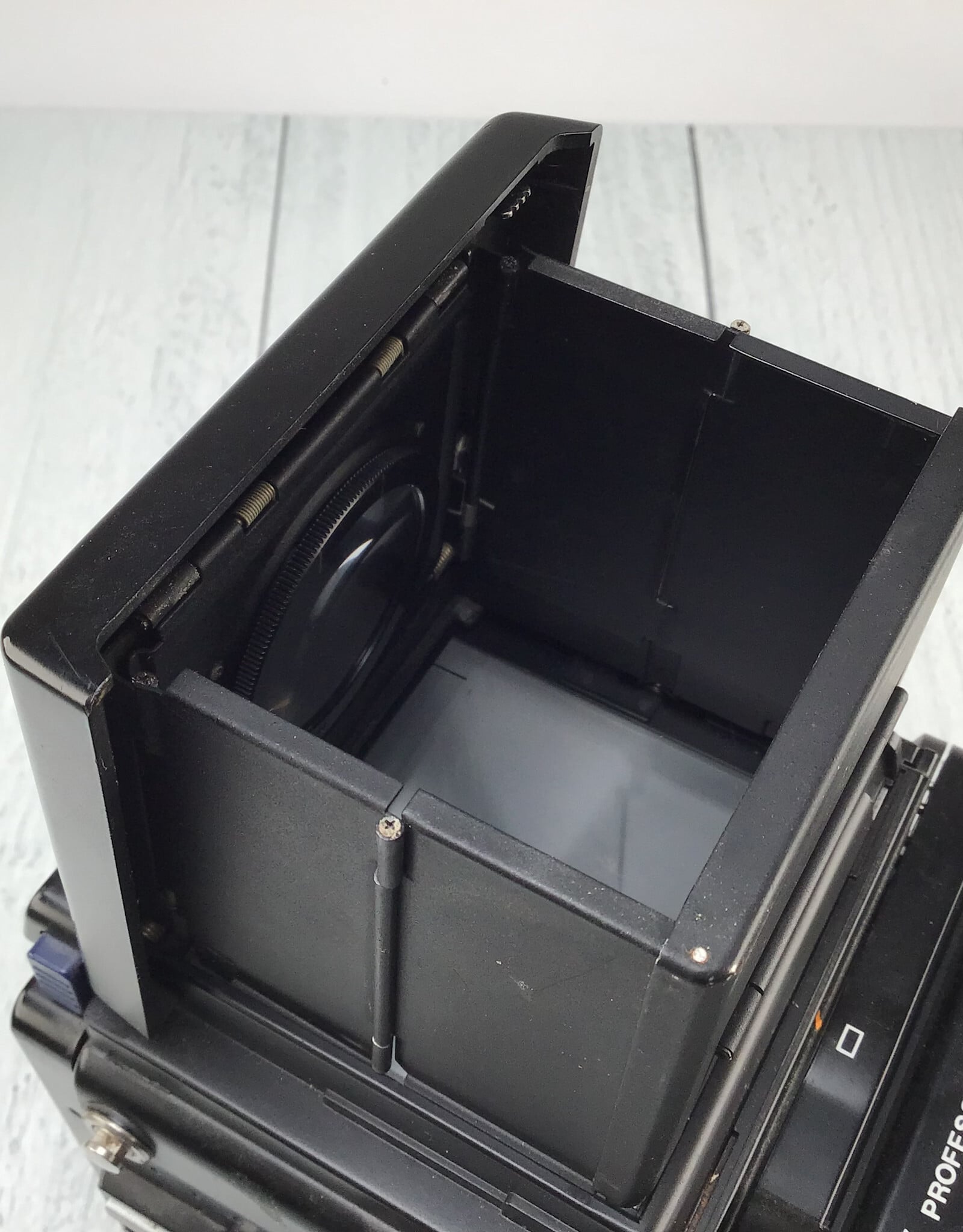 MAMIYA Mamiya RZ67 Pro Camera w/ 120 Back, Waist Level Used Good