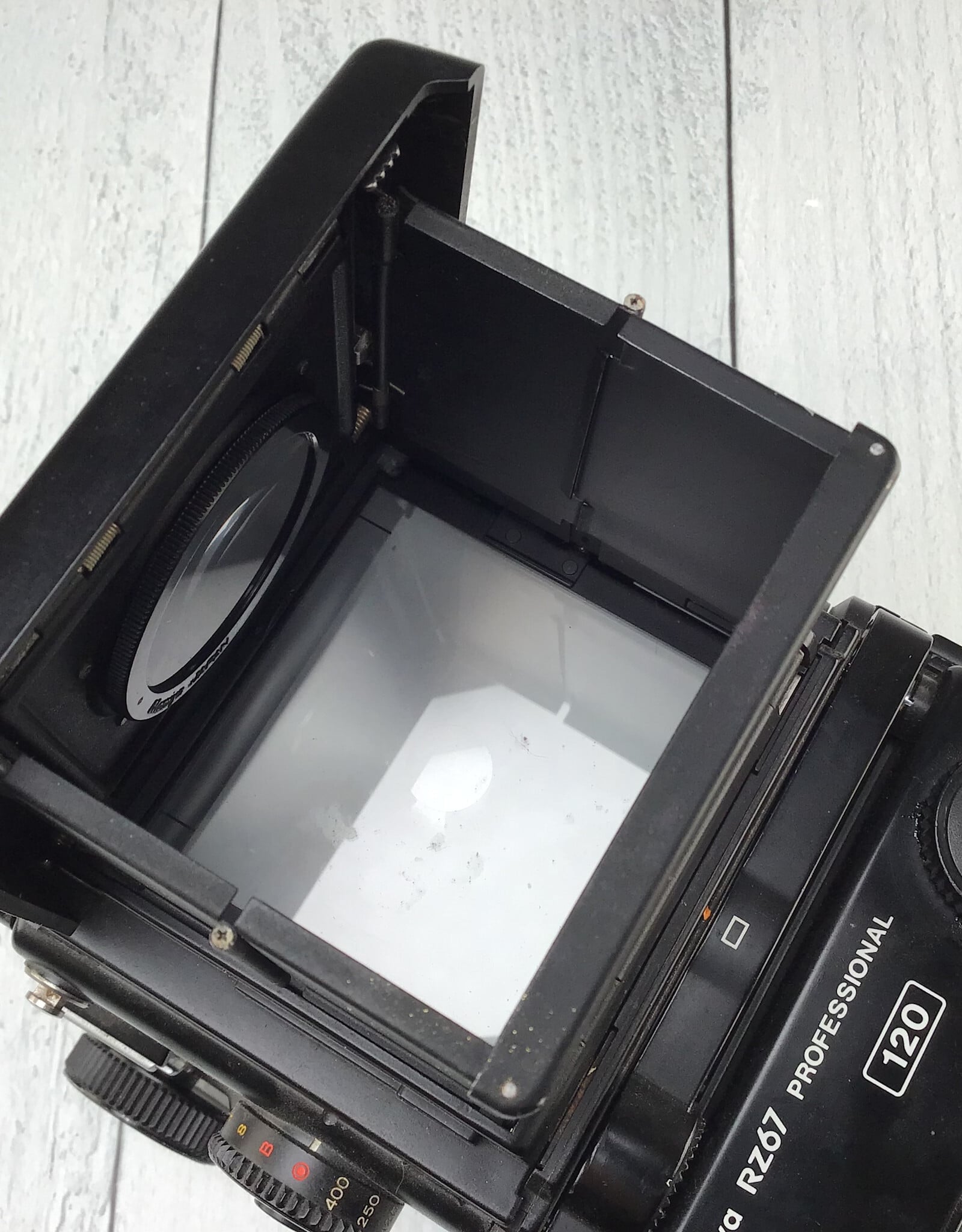 MAMIYA Mamiya RZ67 Pro Camera w/ 120 Back, Waist Level Used Good