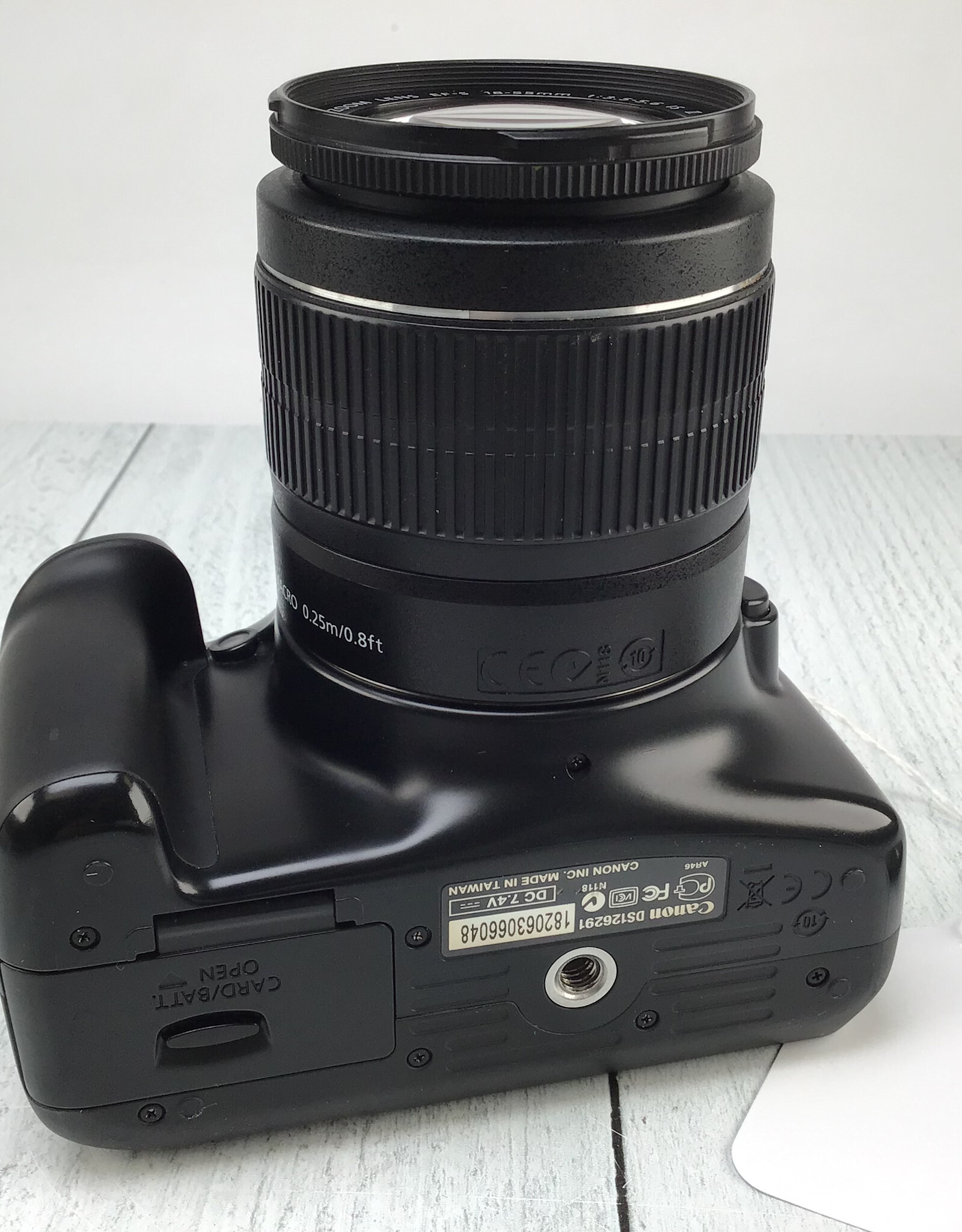 CANON Canon EOS Rebel T3 Camera w/ 18-55mm IS No Charger Used Good