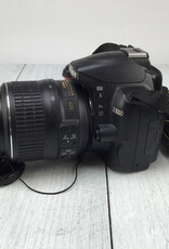 CANON Nikon D3000 Camera w/ 18-55mm VR Used Good