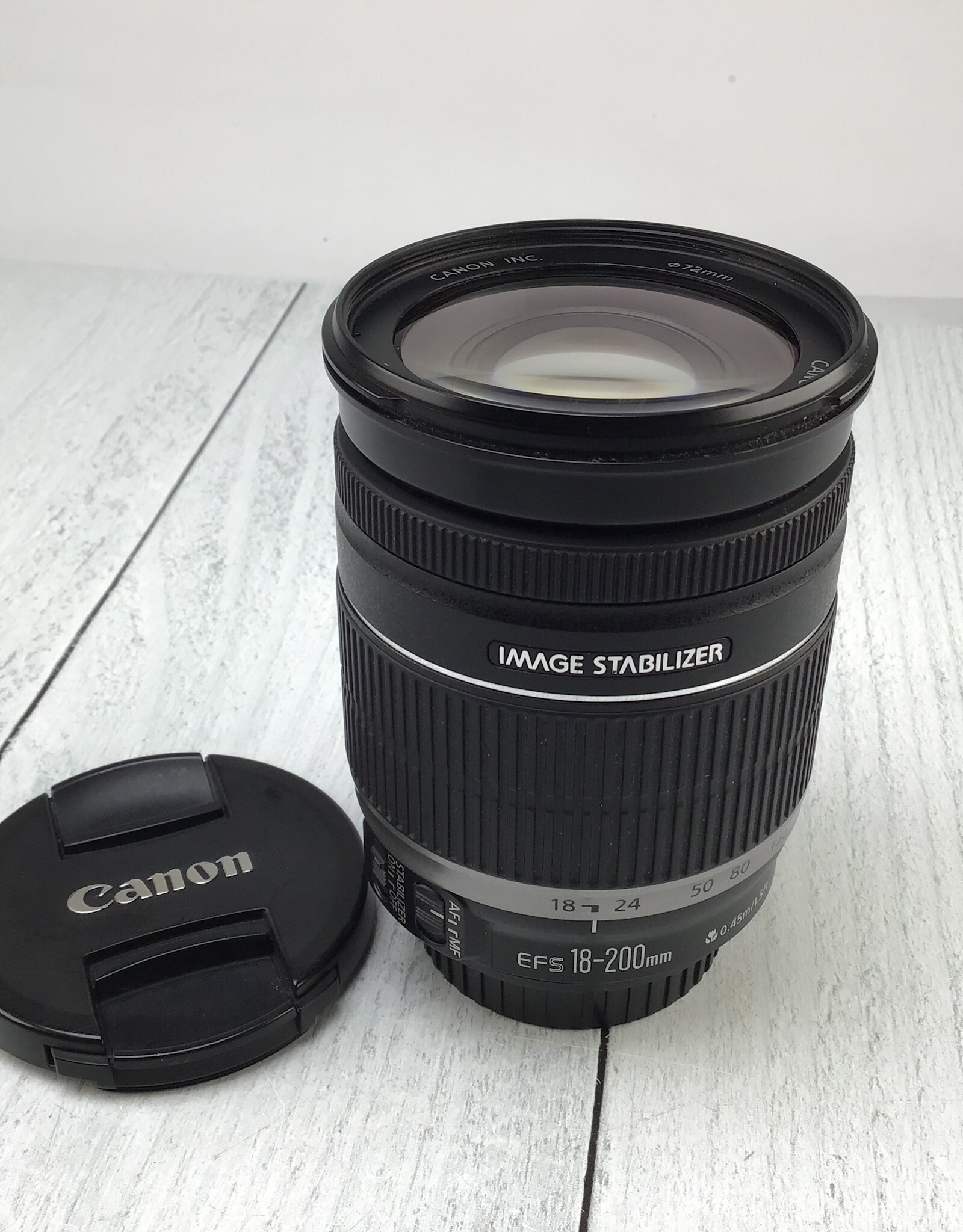 CANON Canon EF-S 18-200mm 18-200mm f3.5-5.6 IS Lens Used Good