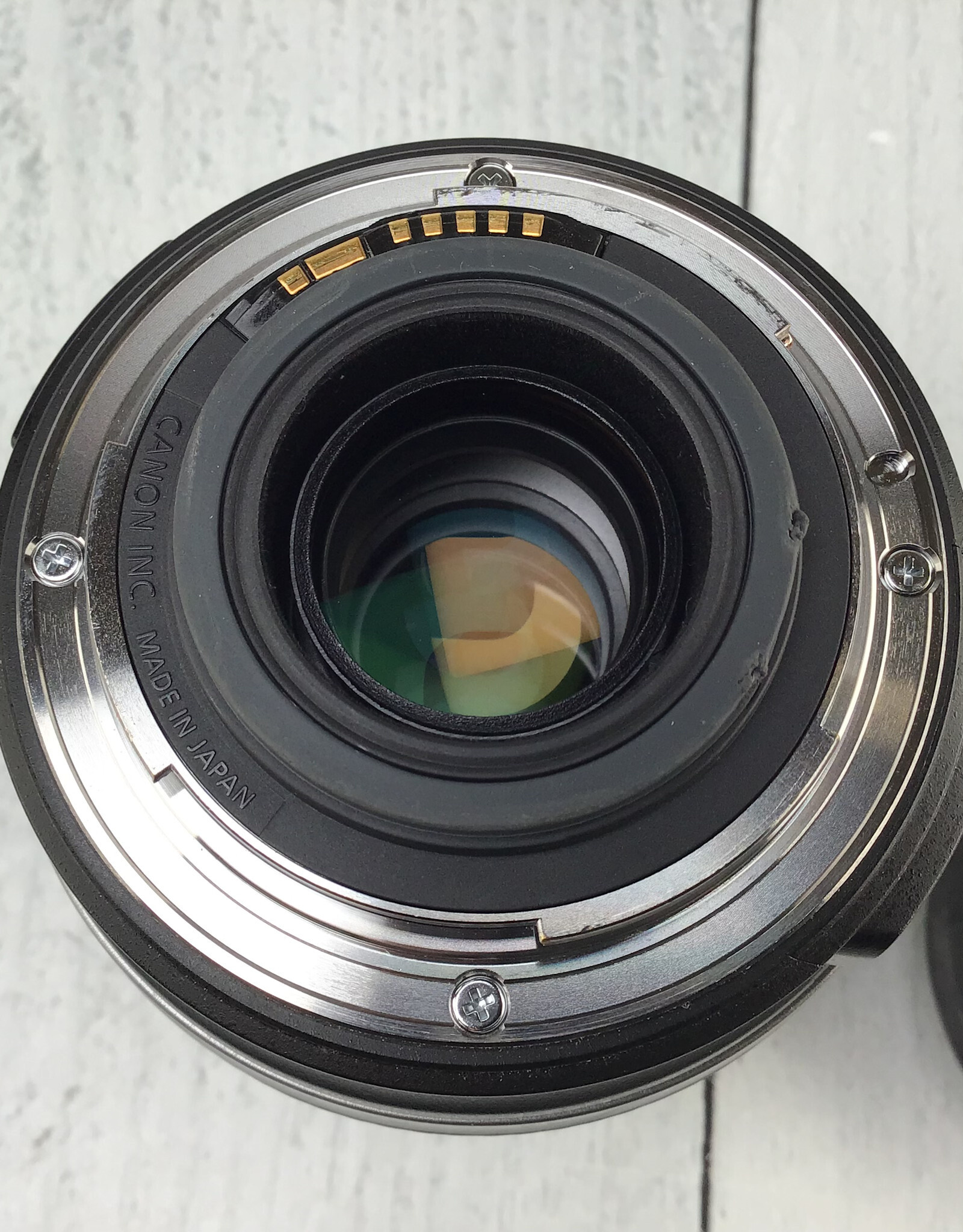 CANON Canon EF-S 18-200mm 18-200mm f3.5-5.6 IS Lens Used Good
