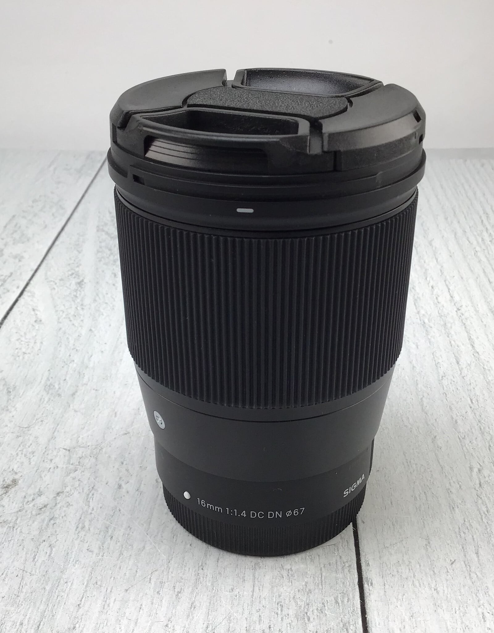 SIGMA Sigma 16mm f1.4 DC DN Lens for Canon EF-M  Used Good