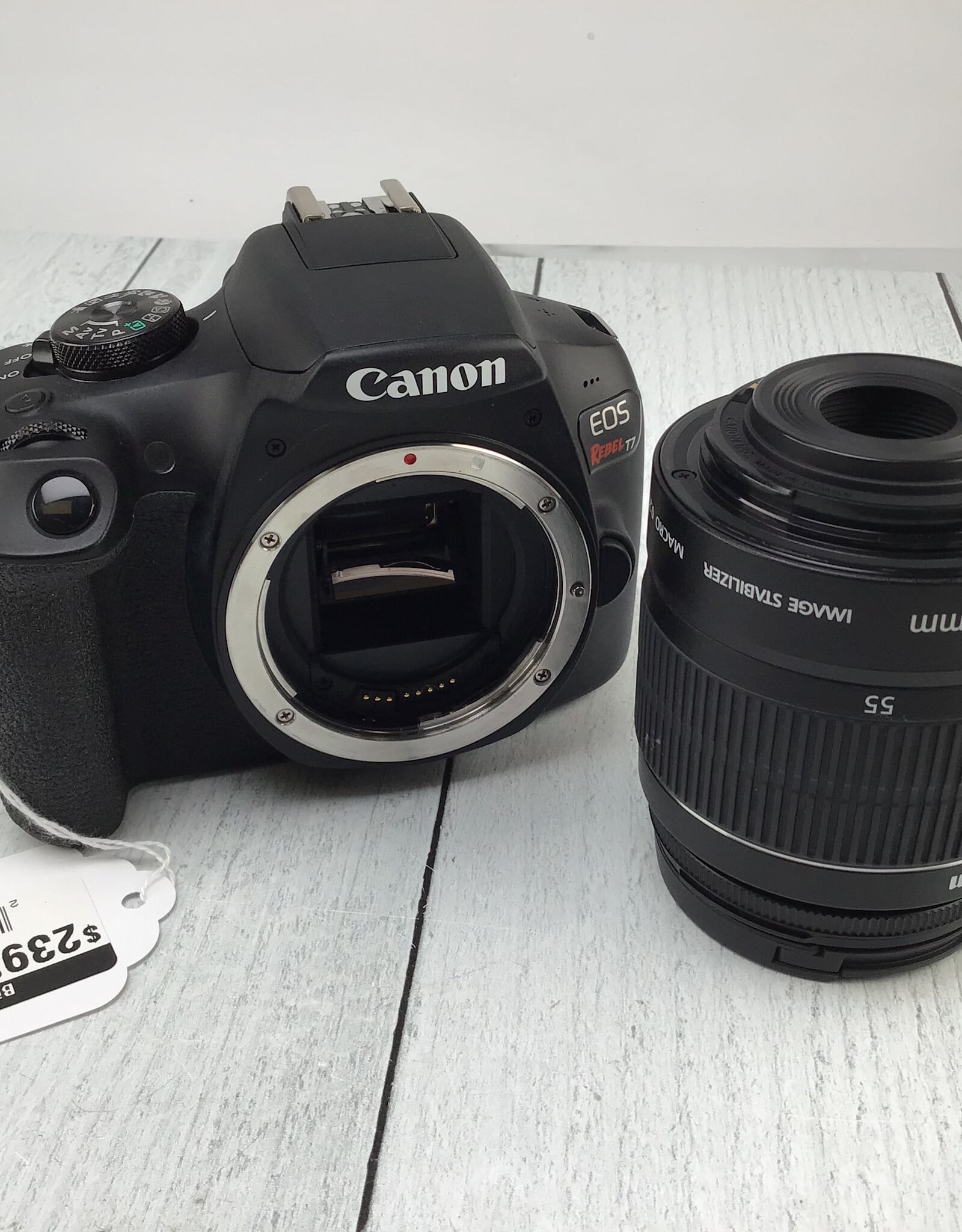 CANON Canon Rebel T7 Camera w/ 18-55mm Used Good