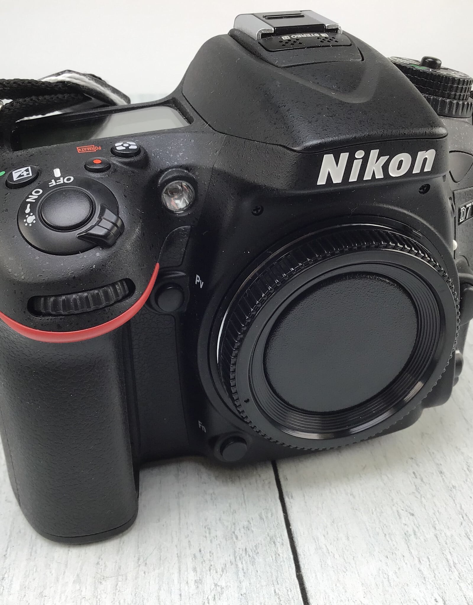 NIKON Nikon D7100 Camera Body Used Good