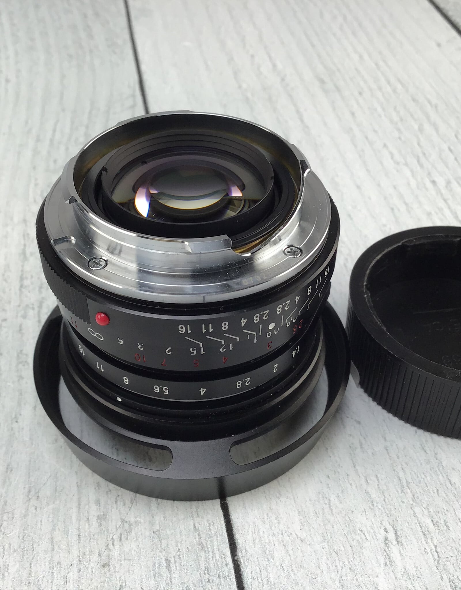 Leica Voigtlander Nokton 35mm f1.4 II Lens for Leica M Used Good