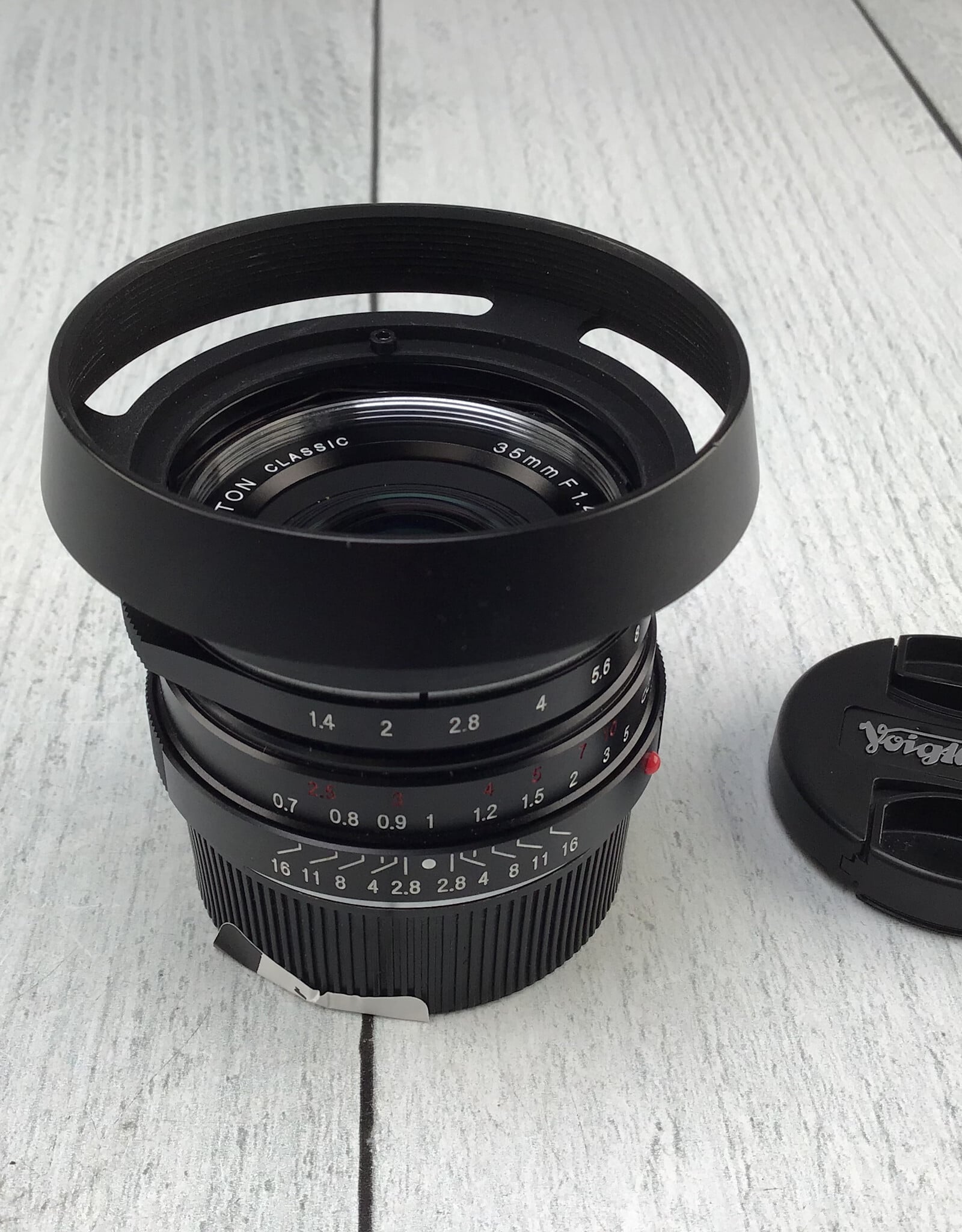 Leica Voigtlander Nokton 35mm f1.4 II Lens for Leica M Used Good