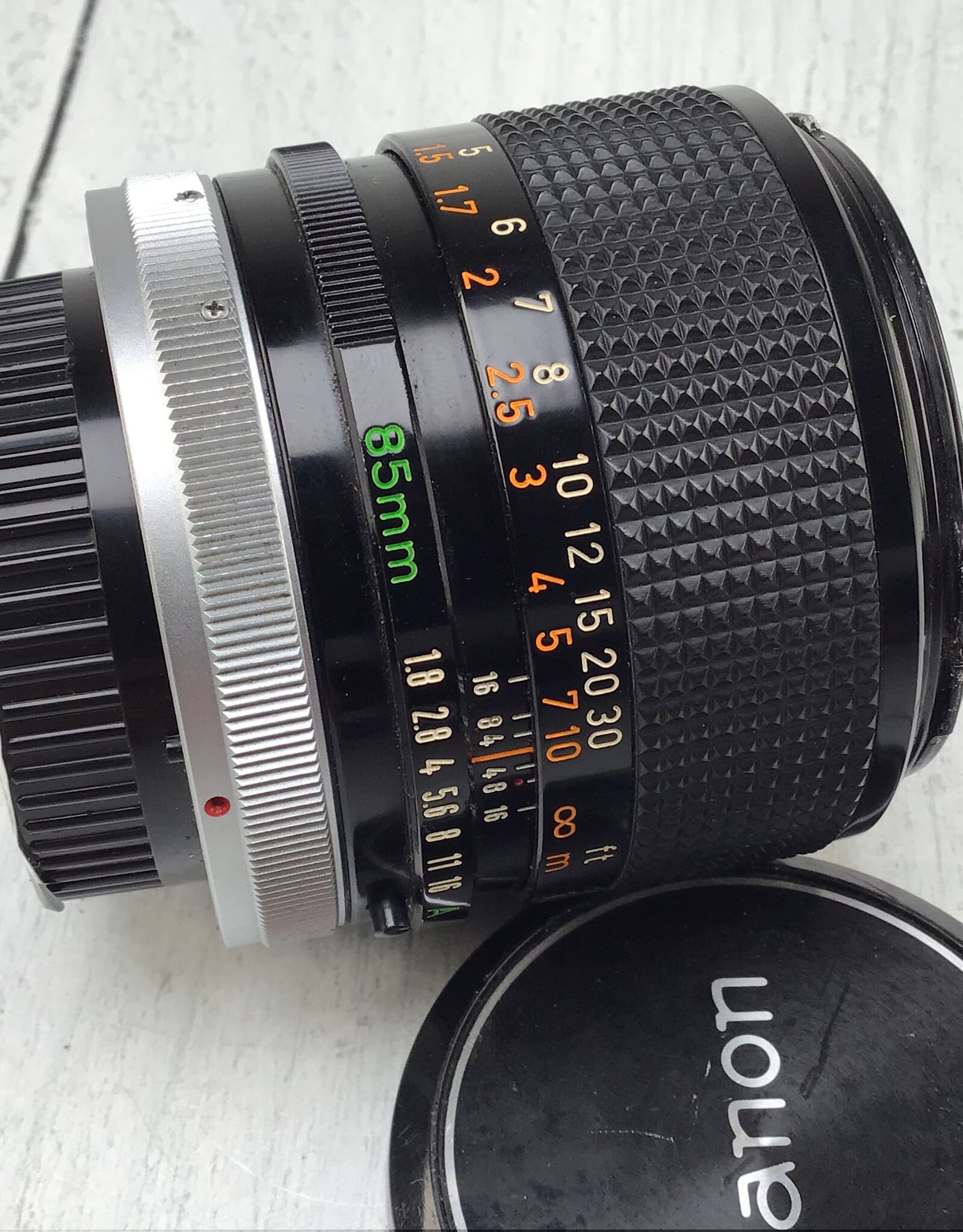 CANON Canon FD 85mm f.8 SSC Lens Used Good