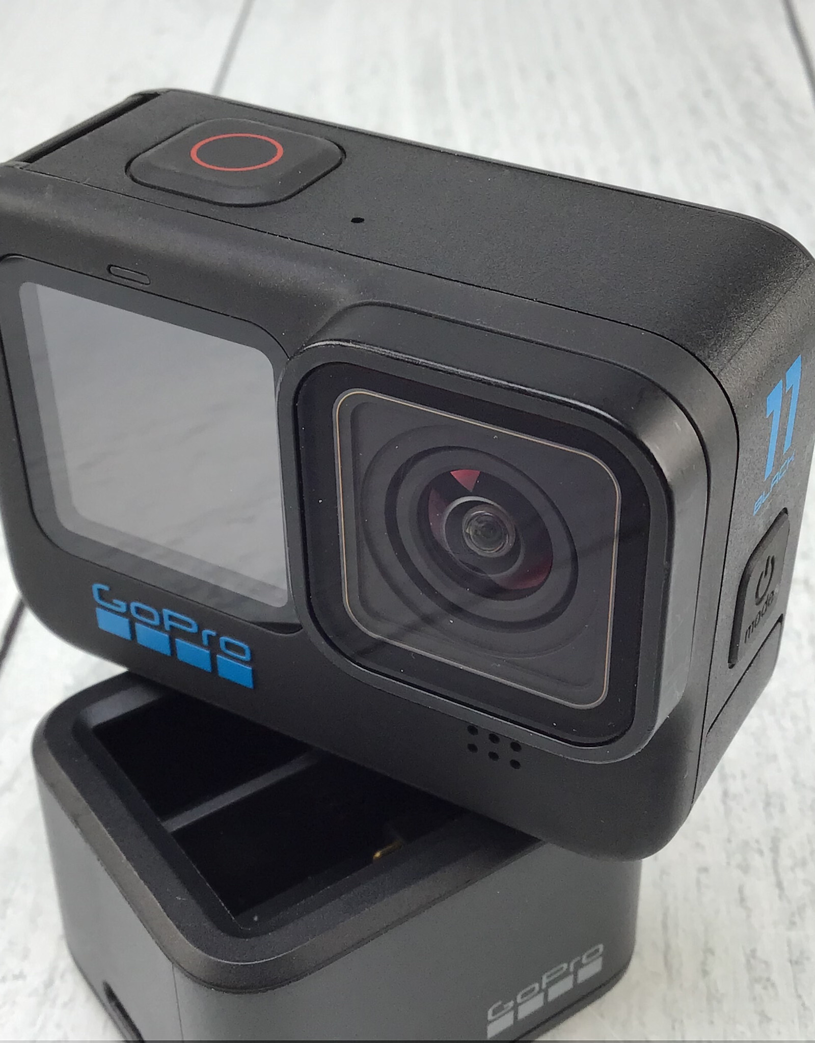 GoPro GoPro Hero 11 Black w/ Charger Used Good