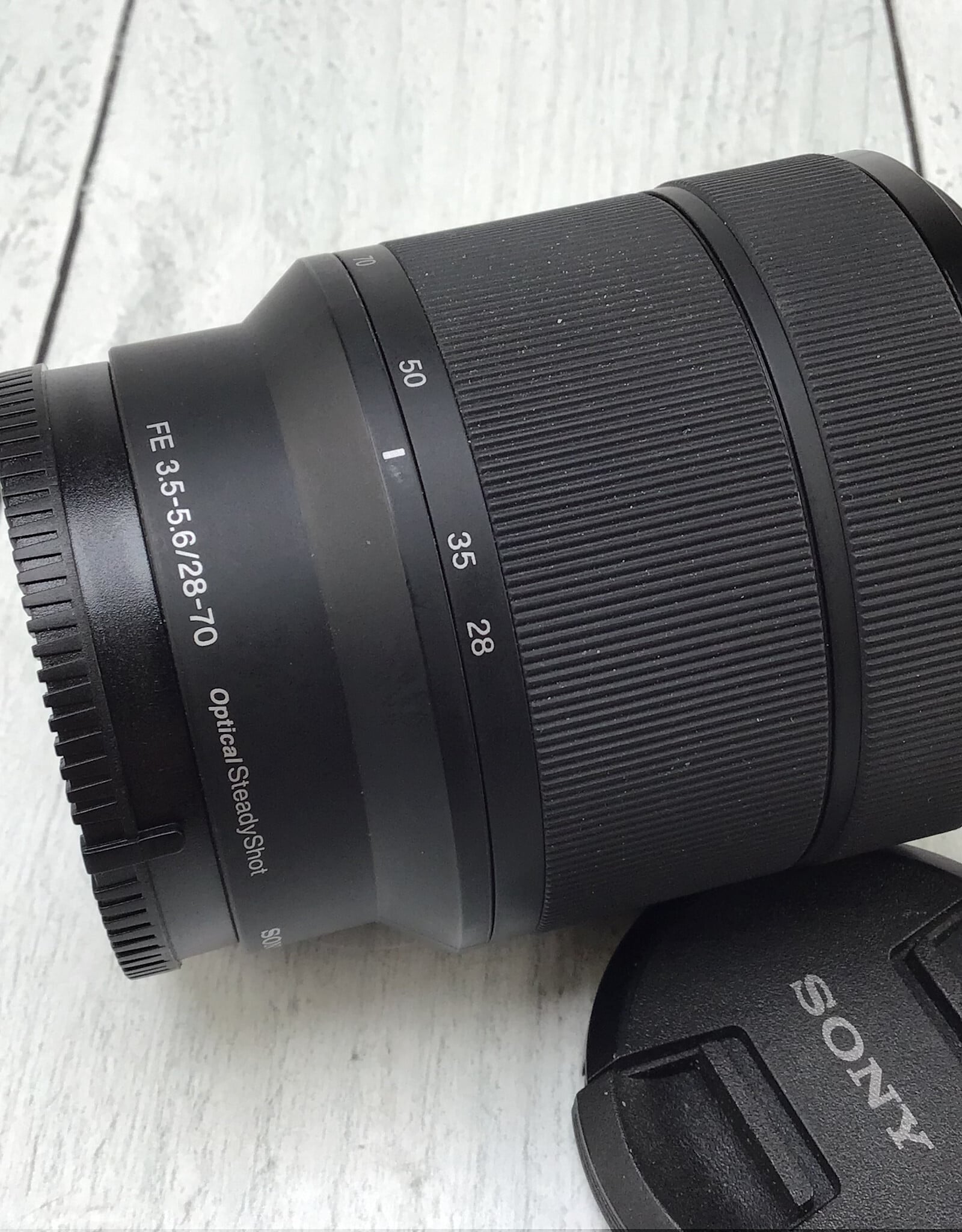 SONY Sony FE 28-70mm f3.5-5.6 OSS Lens Used Good