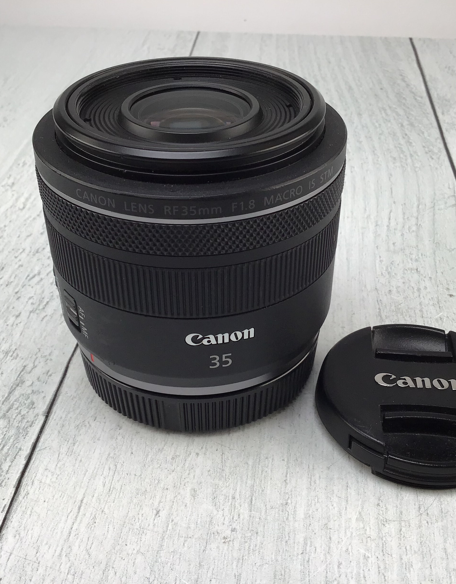 CANON Canon RF 35mm f1.8 Macro IS STM Lens Used Good