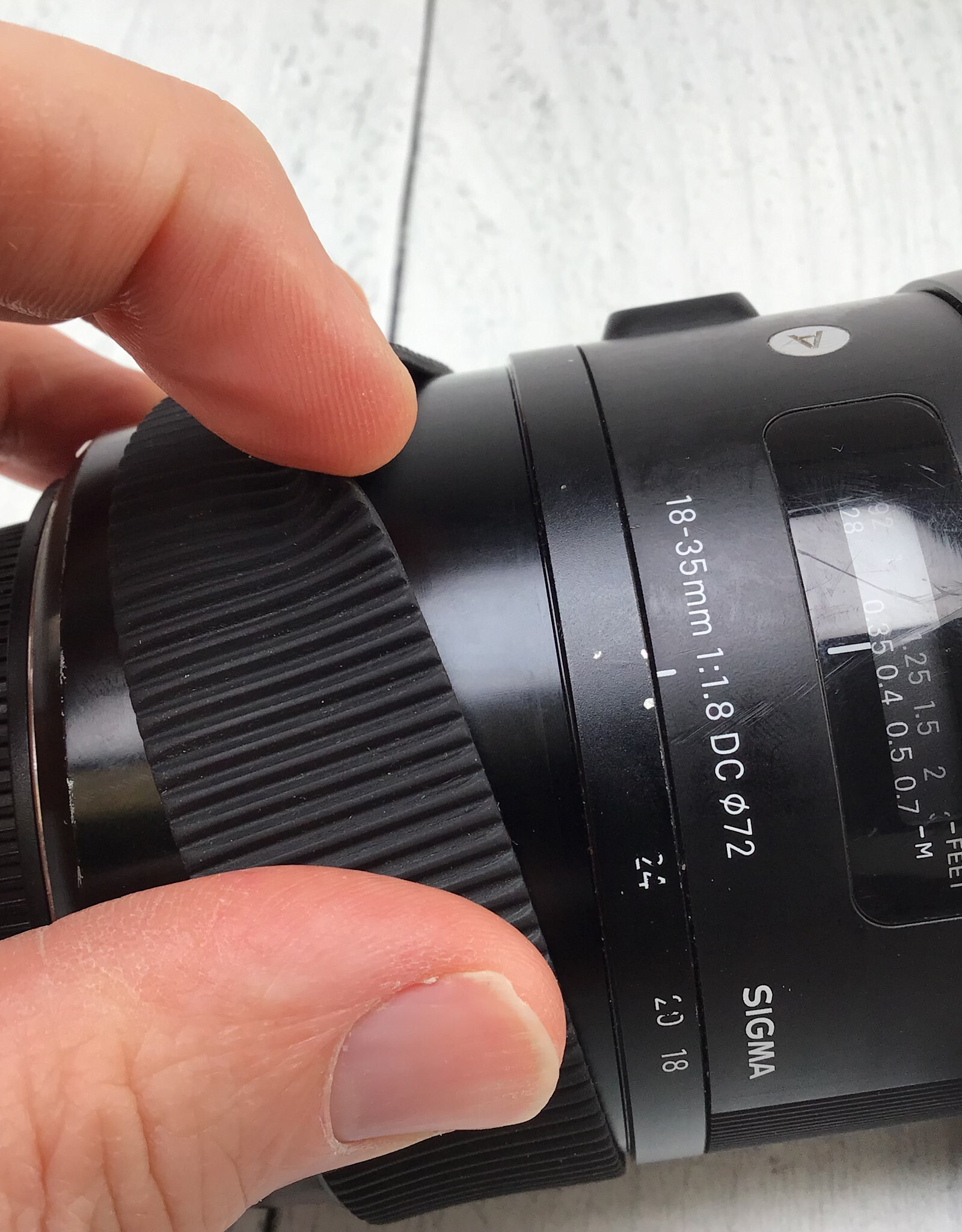 SIGMA Sigma Art 18-35mm f1.8 DC Lens for Canon EF Used BGN