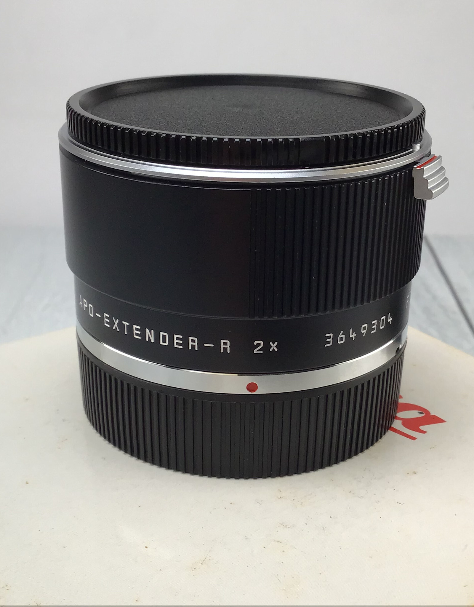 Leica Leica APO-Extender-R 2X Teleconverter 11262 in Box Used Good
