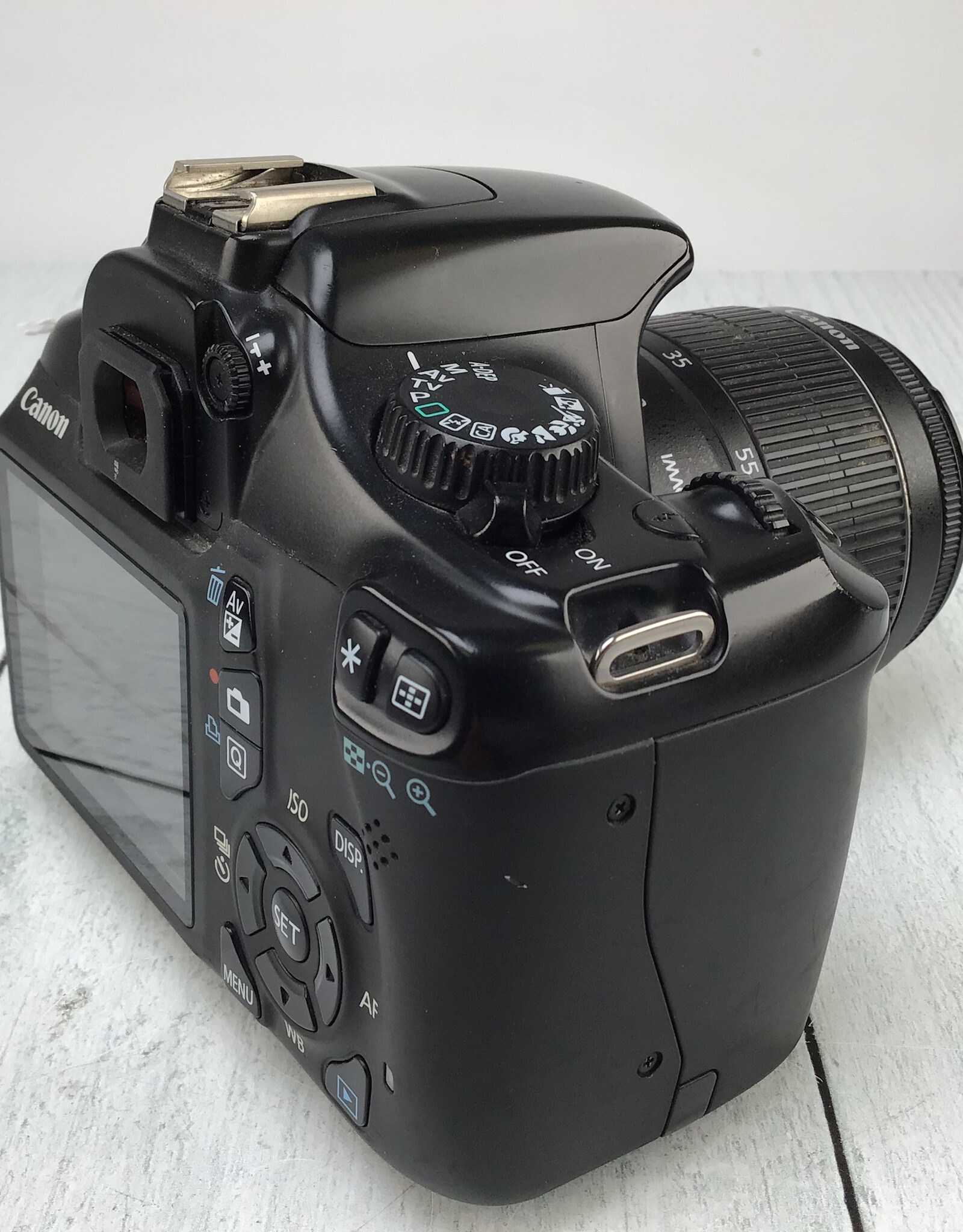 CANON Canon EOS Rebel T3 Camera w/ 18-55mm IS Used Fair