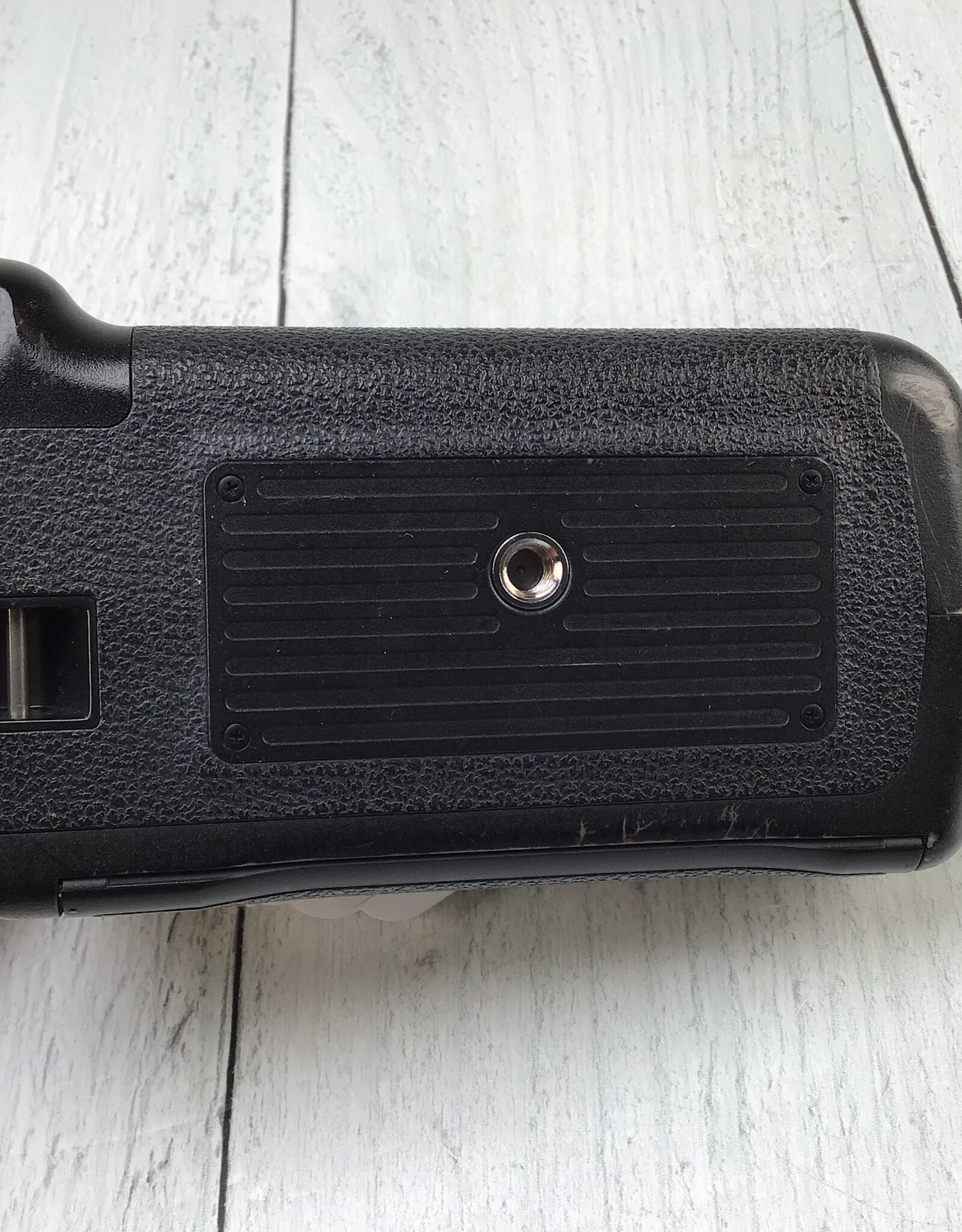 CANON Canon BG-E6 Battery Grip Used Fair