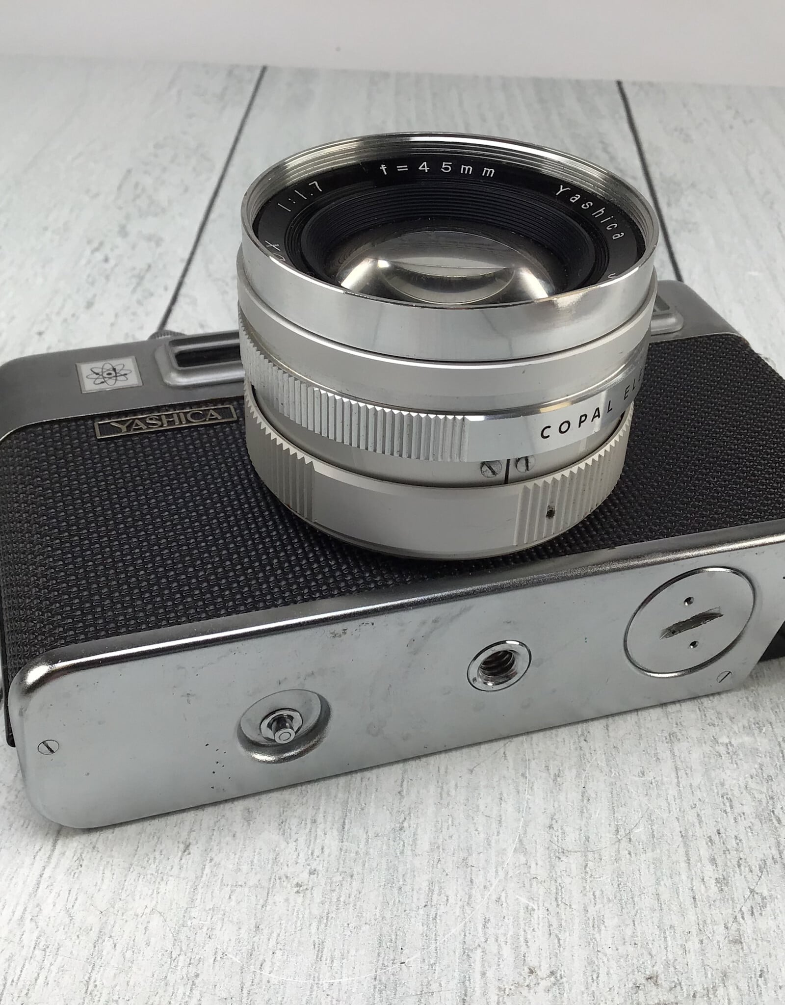 Yashica Yashica Electro 35 Camera Untested Used AS IS