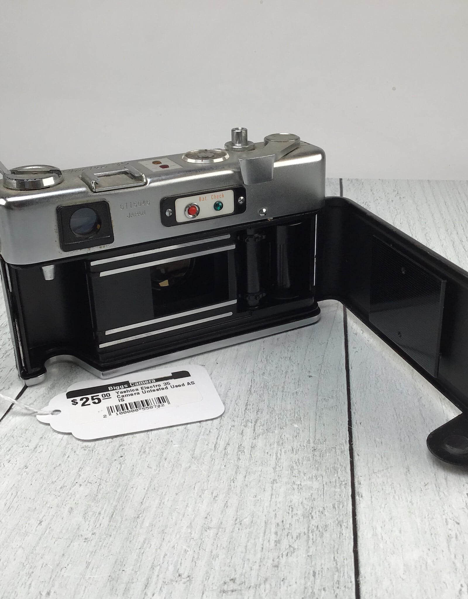 Yashica Yashica Electro 35 Camera Untested Used AS IS