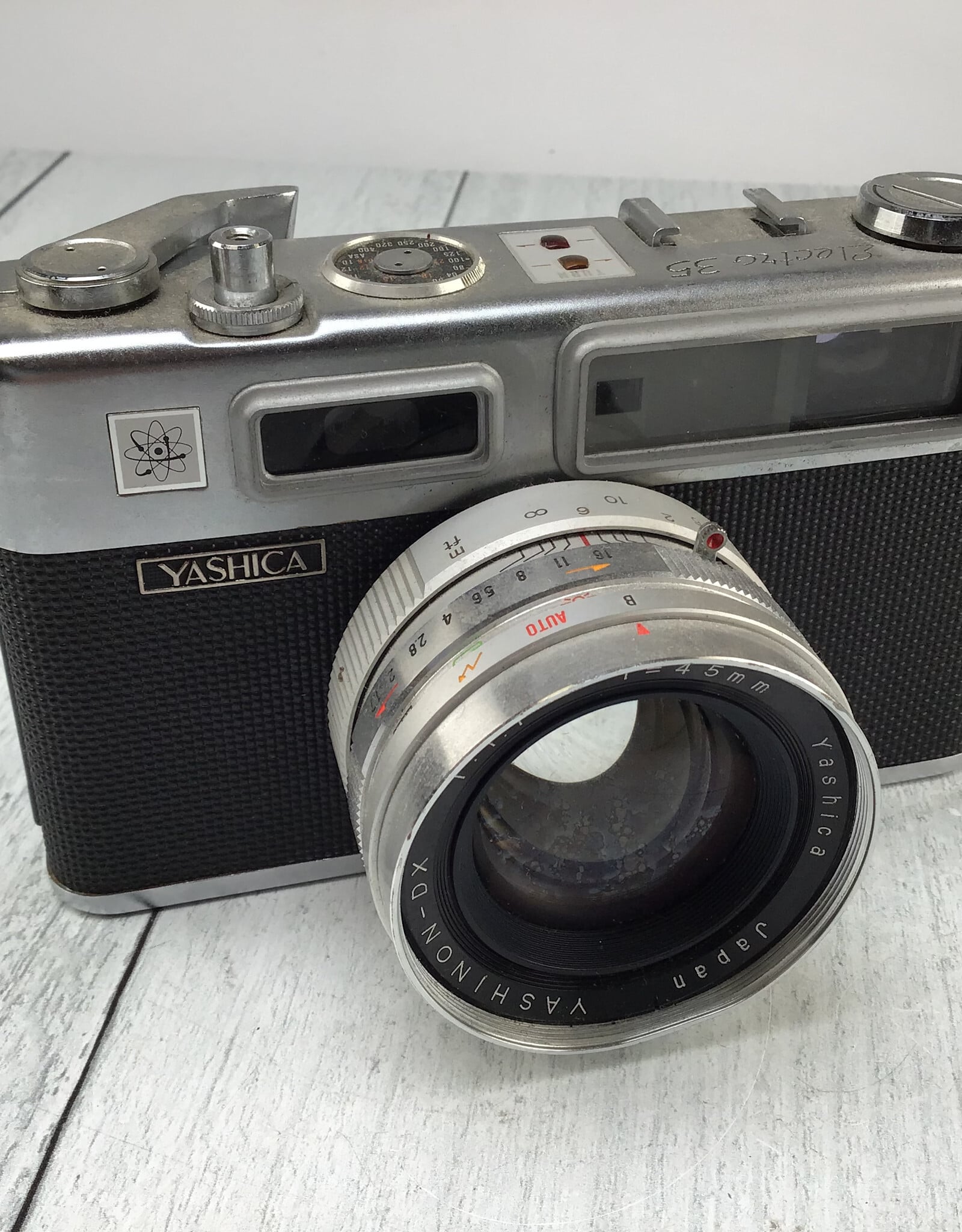 Yashica Yashica Electro 35 Camera Untested Used AS IS