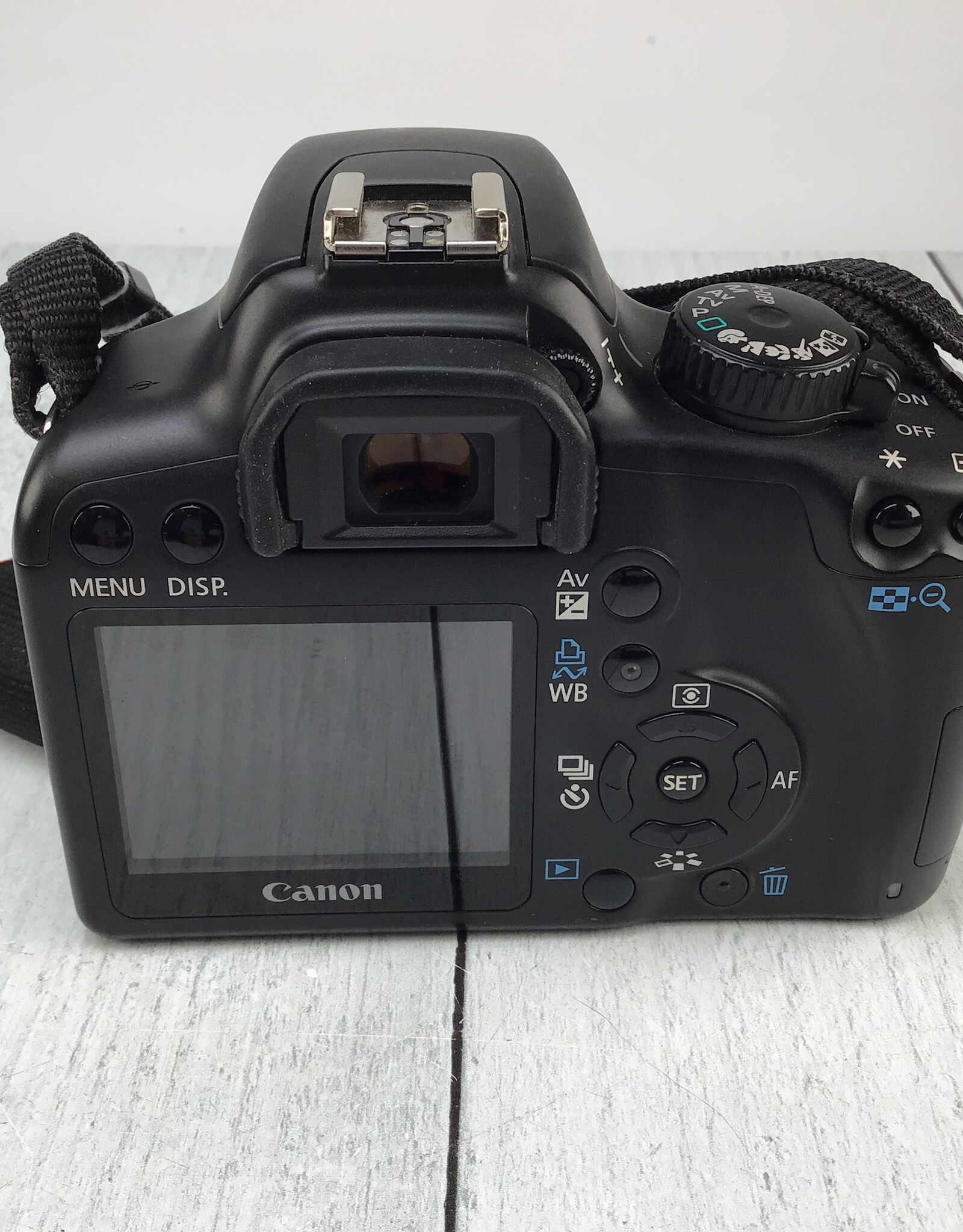CANON Canon EOS Rebel XS Digital Camera No Charger Used Good