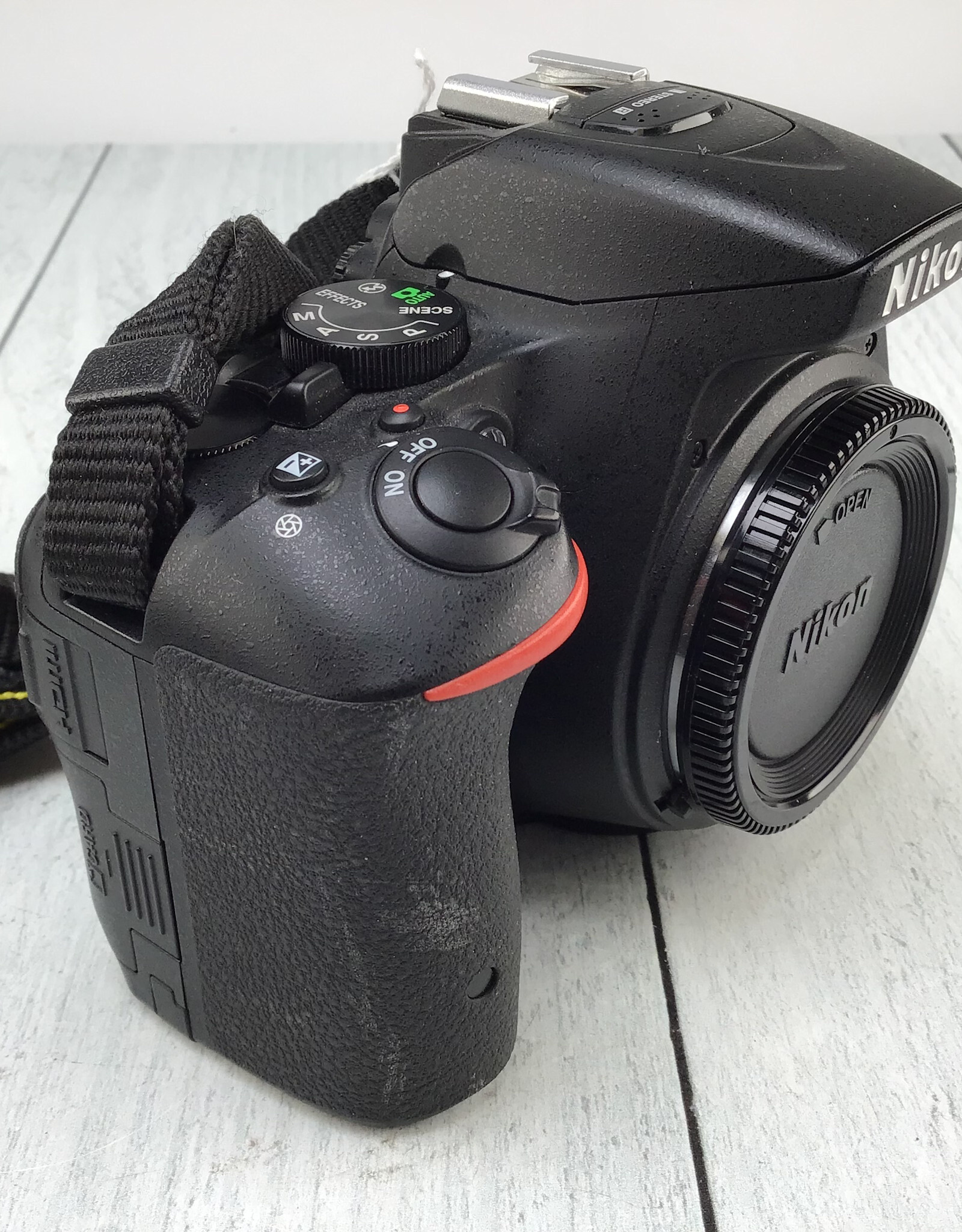 NIKON Nikon D5500 Camera Body Used Good
