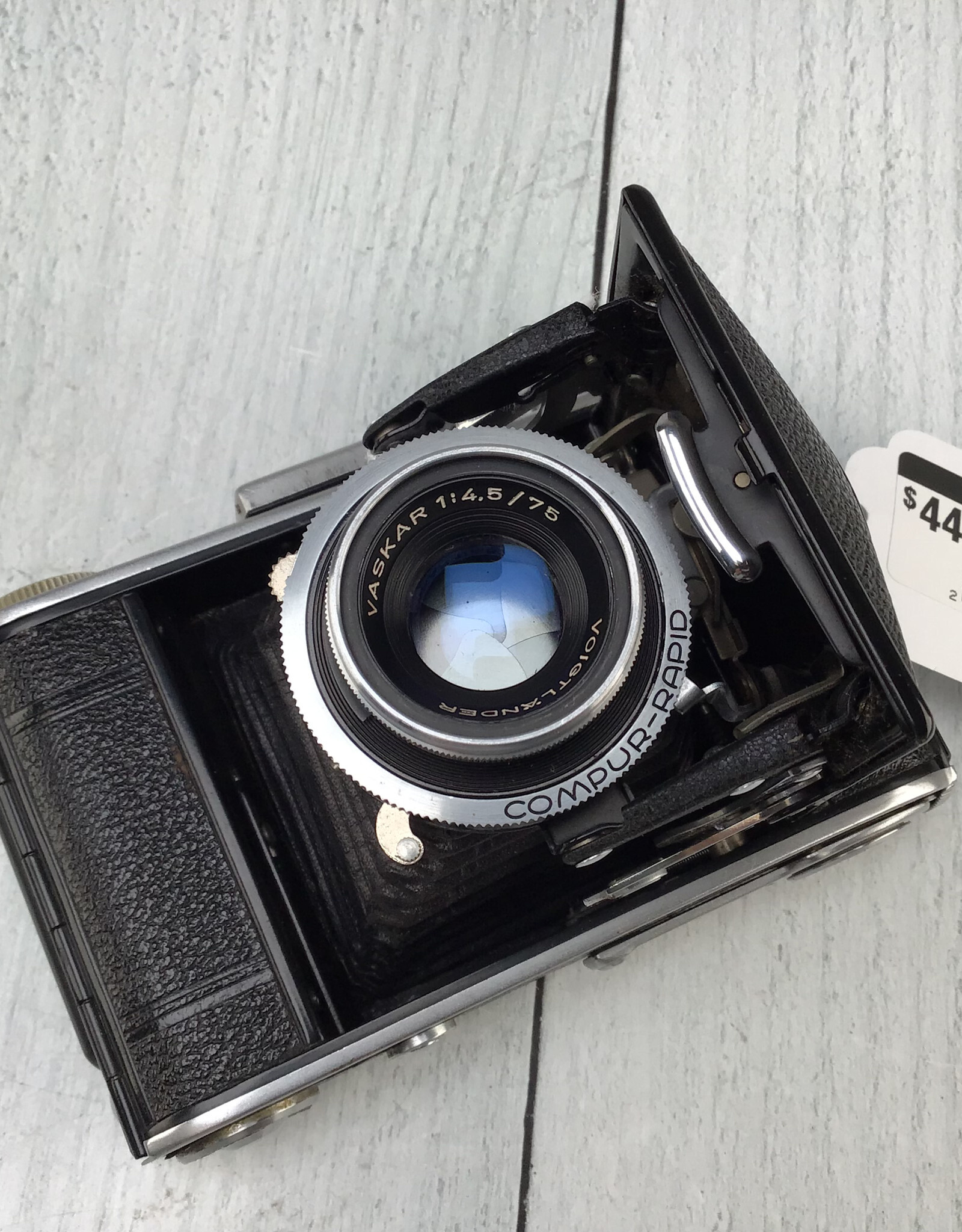 Voigtlander Voigtlander Bessa 66 Camera Used Disp