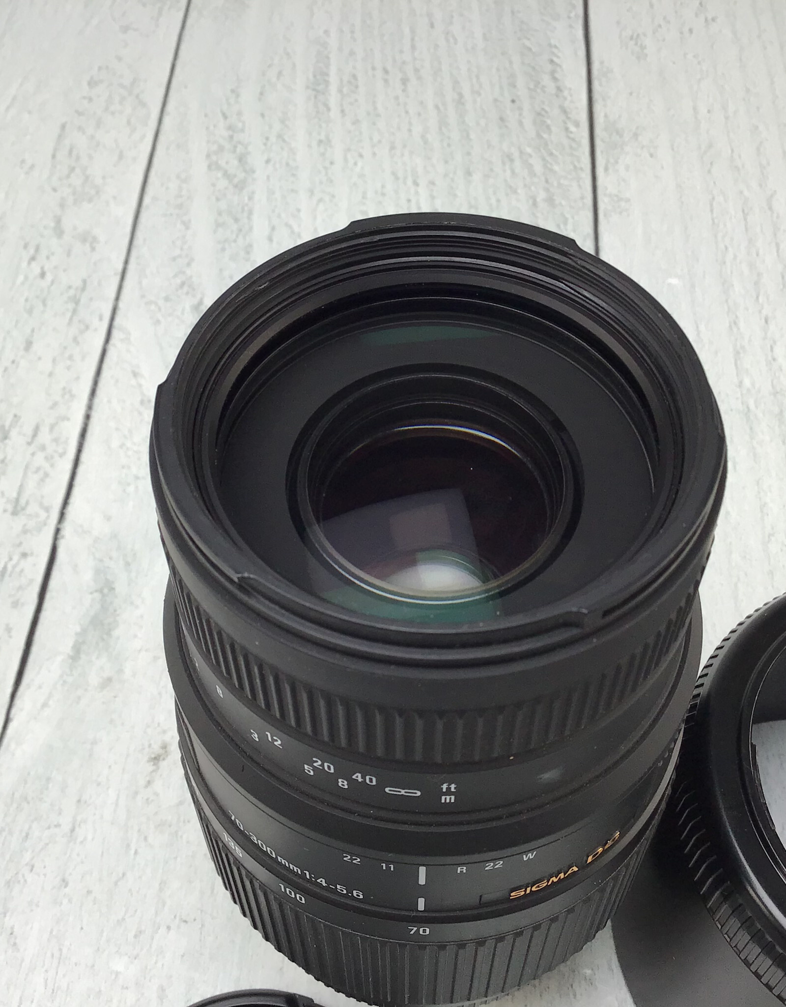 SIGMA Sigma 70-300mm f4-5.6 DG Nikon F Lens Used Good