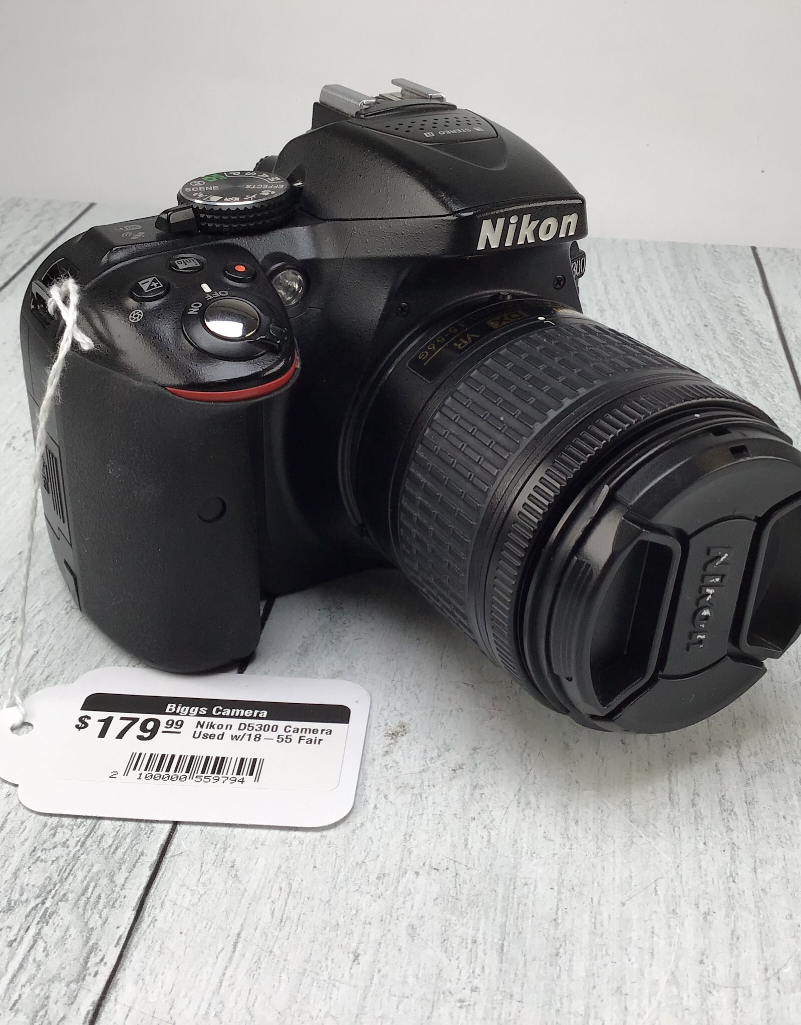 NIKON Nikon D5300 Camera w/18-55 Used Fair