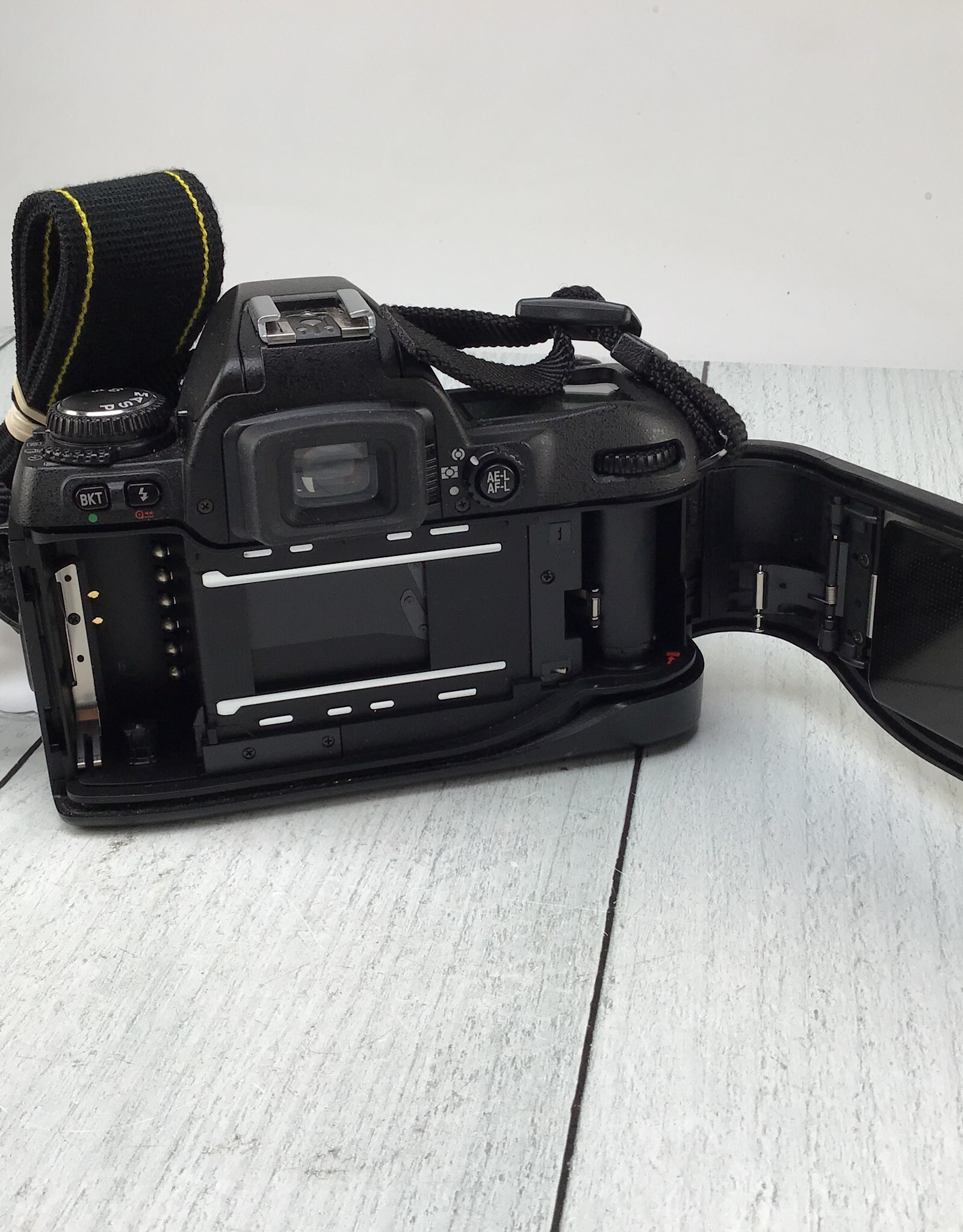 NIKON Nikon N80 Camera w/ 28-80mm Used Good