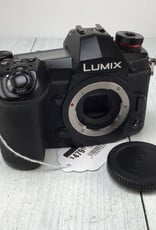 PANASONIC Panasonic Lumix G9 Camera Body No Charger Used Good
