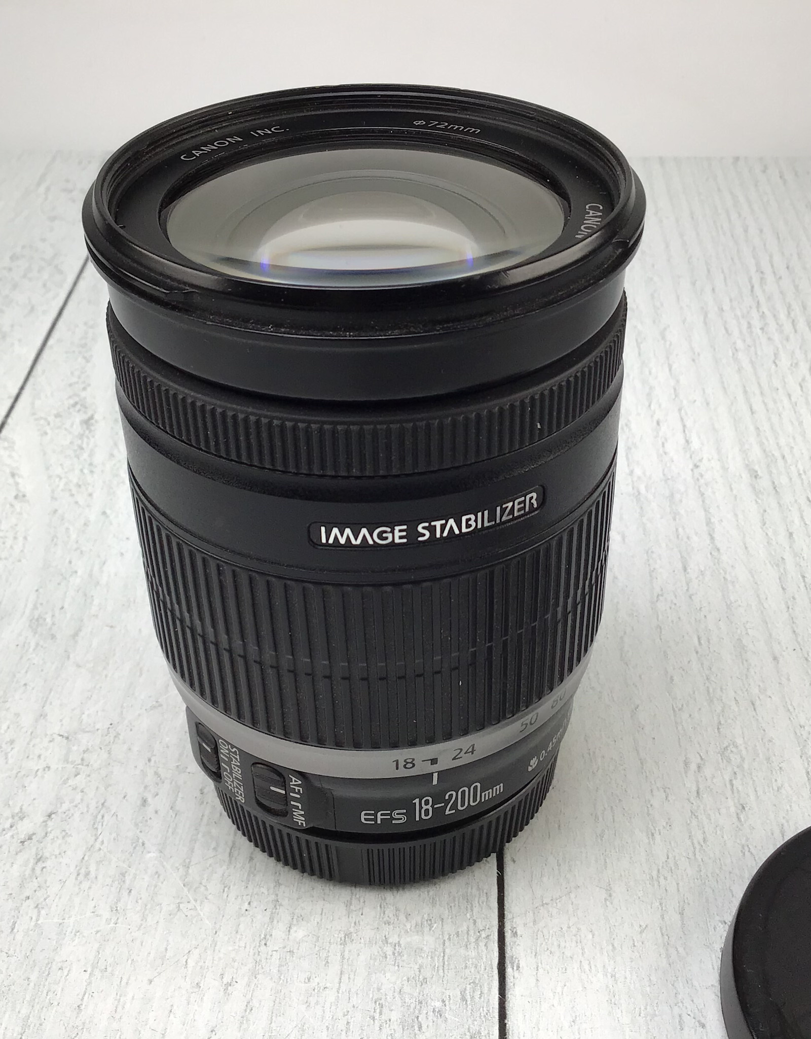 CANON Canon EF-S 18-200mm  f3.5-5.6 IS Lens Used Fair