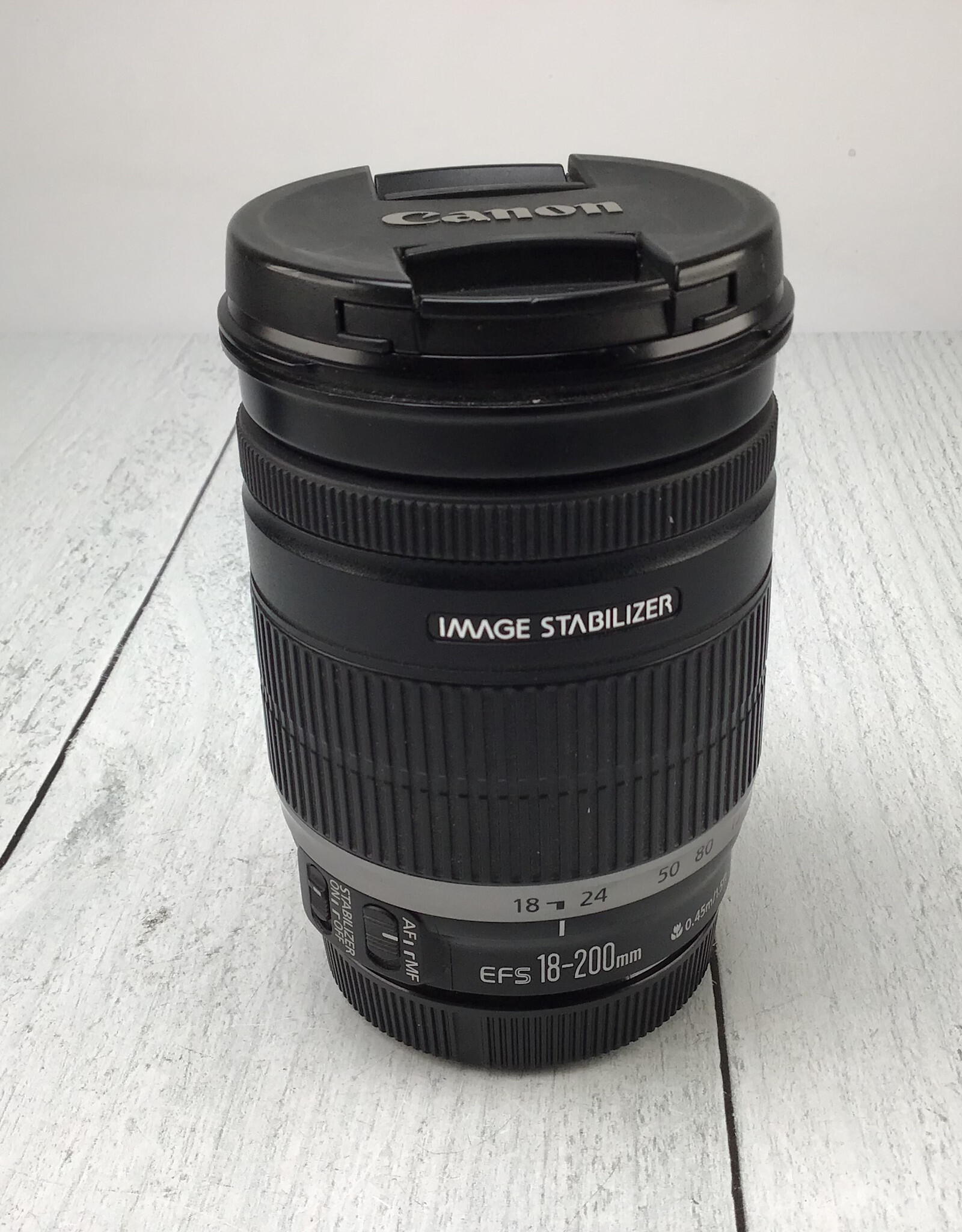 CANON Canon EF-S 18-200mm  f3.5-5.6 IS Lens Used Fair